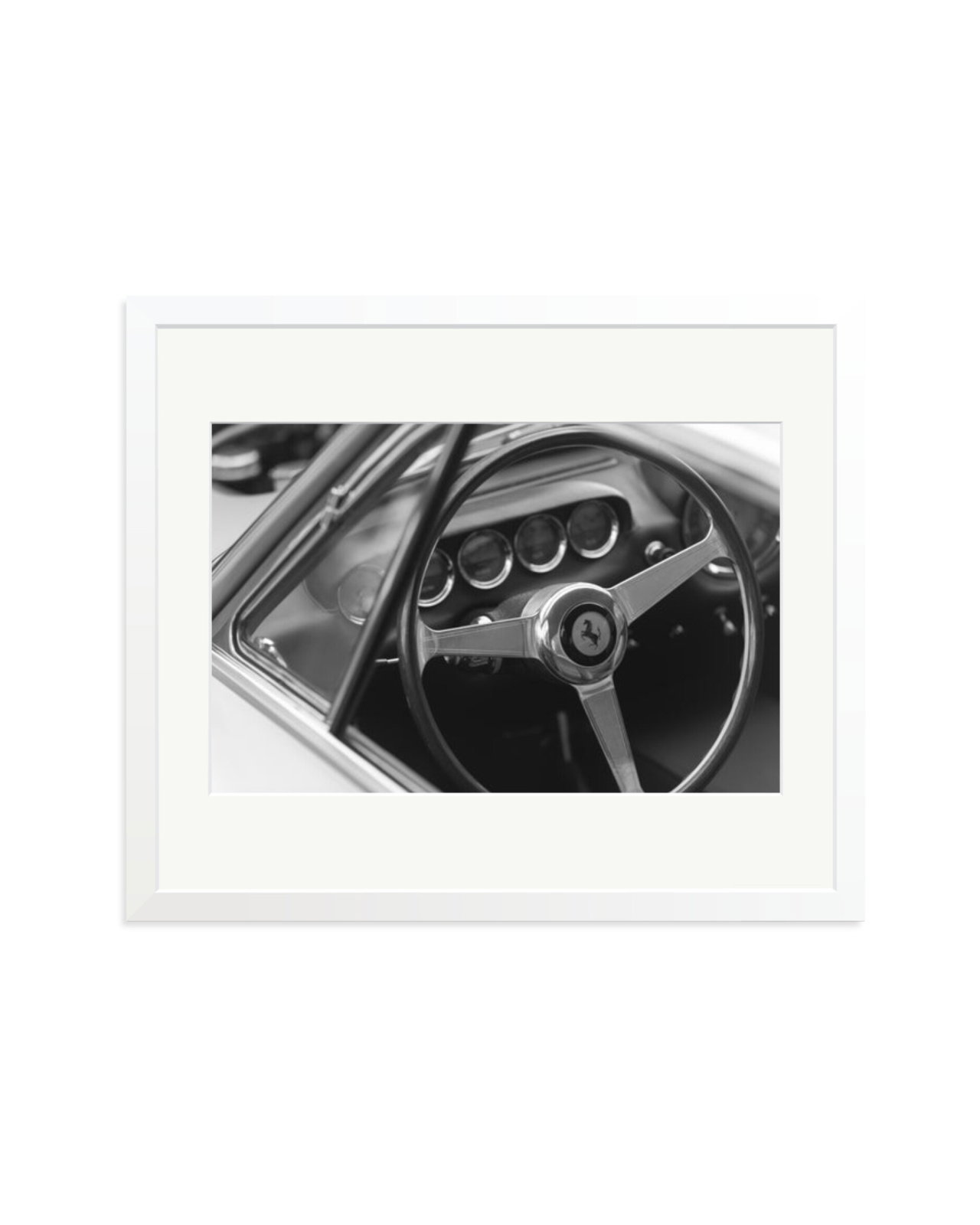 1963 Ferrari 250 White / Large