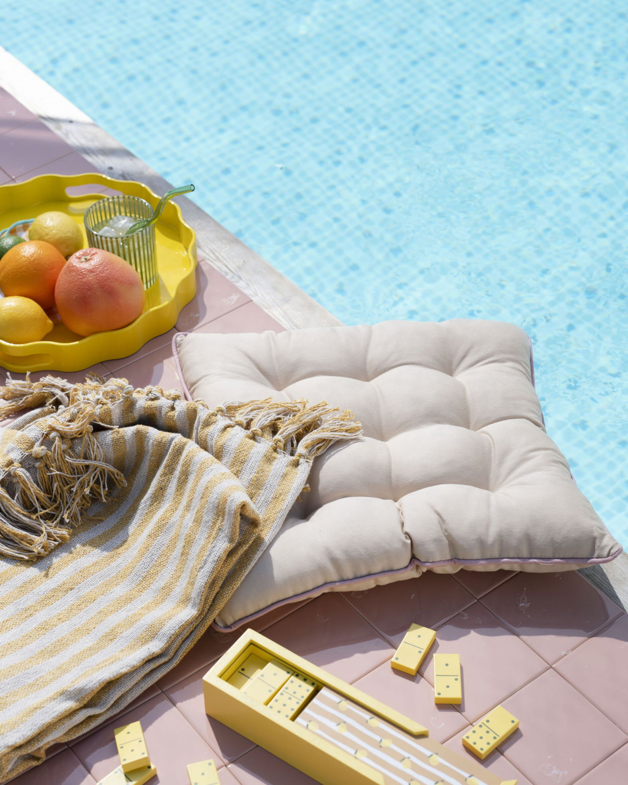 Nancy sittepute beige