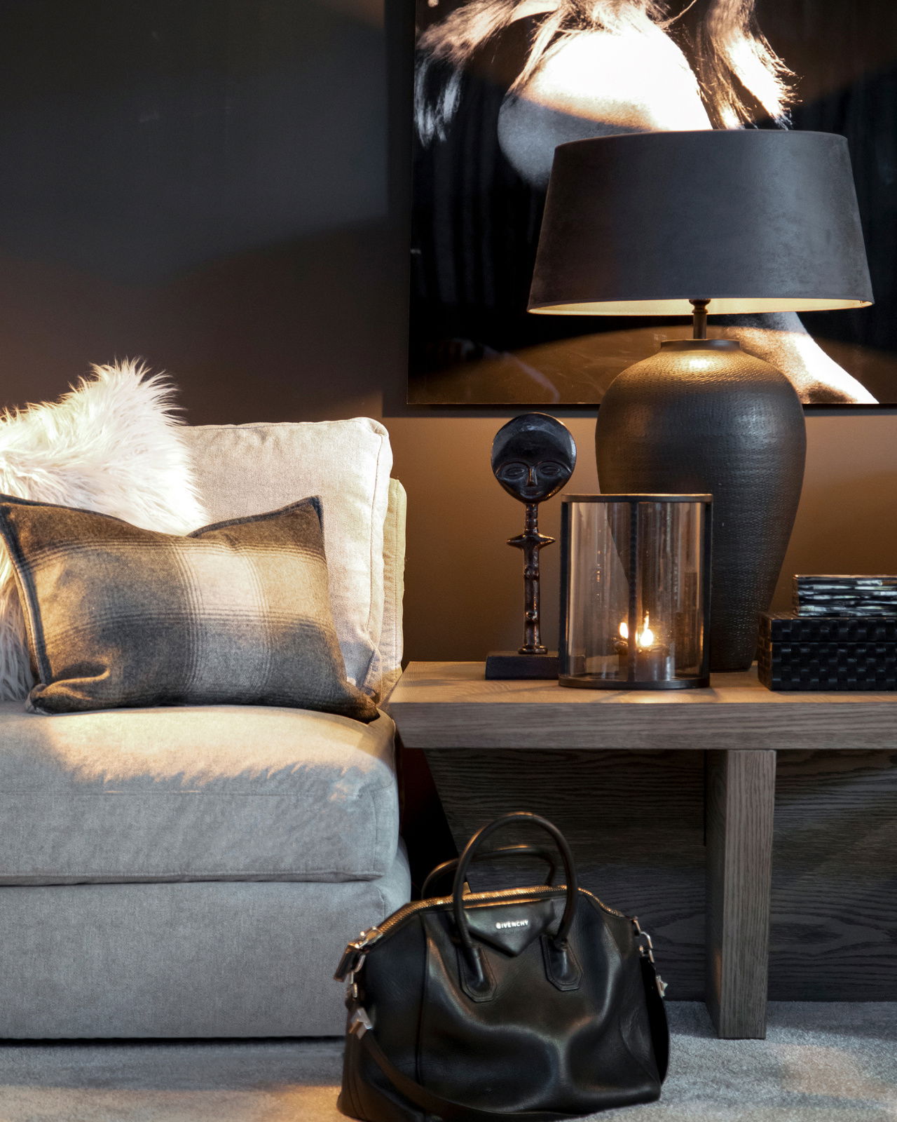 Tandu Sculpture Black