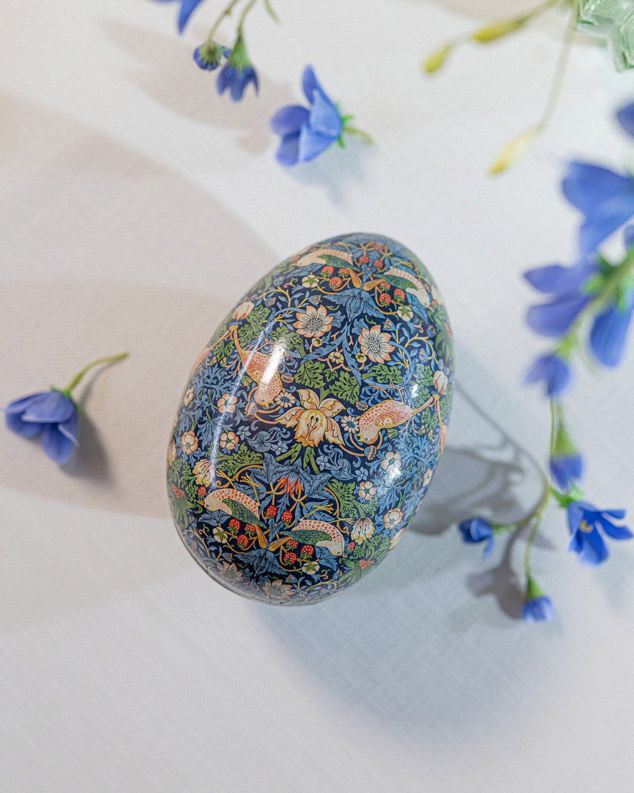 Strawberry Thief påskägg