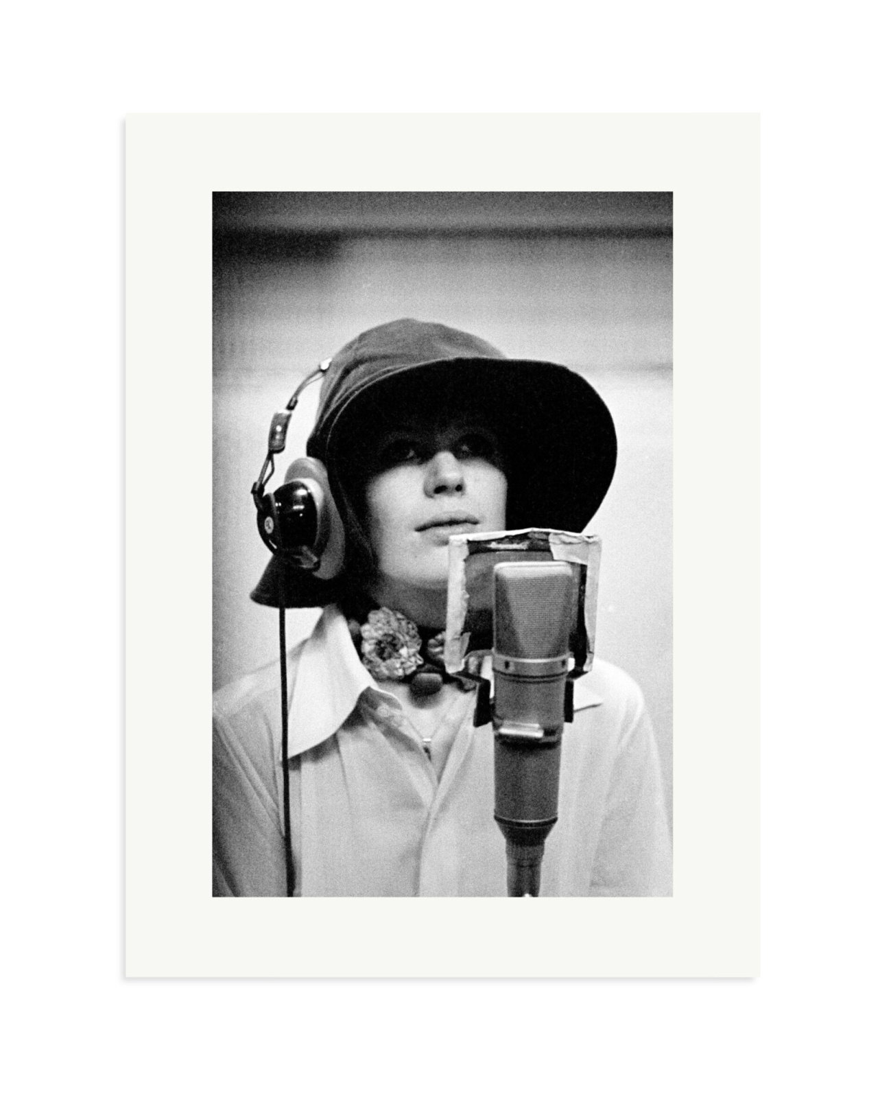Marianne Faithfull in the Olympic Studio Print Only / XL