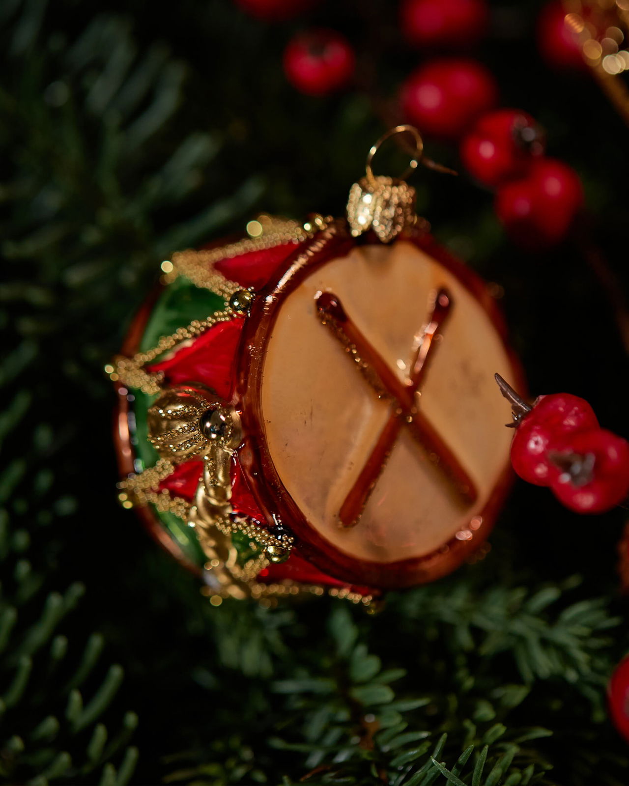 Noah Trommel Weihnachtsschmuck rot