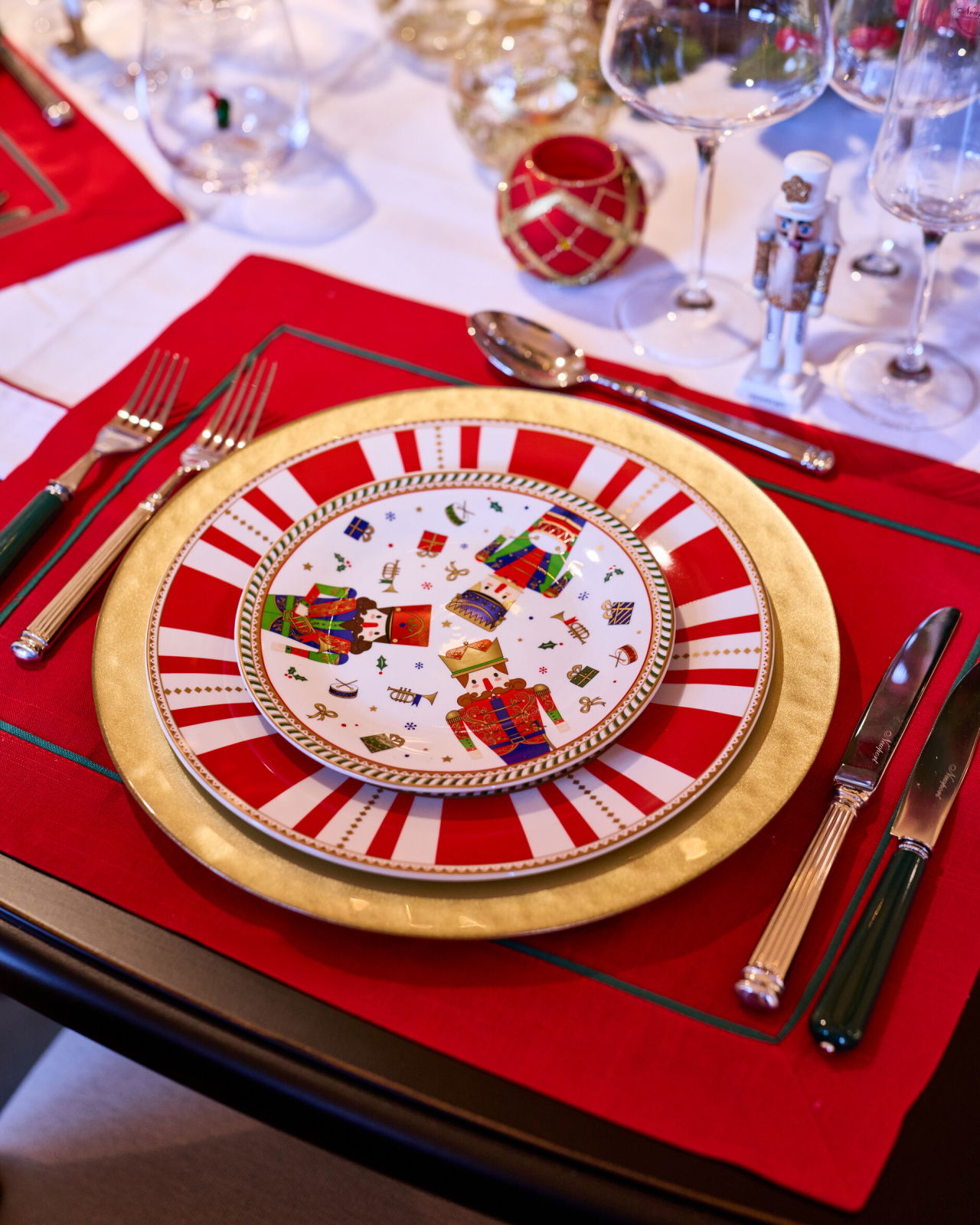 Balthazar Dinnerware Set Of 18