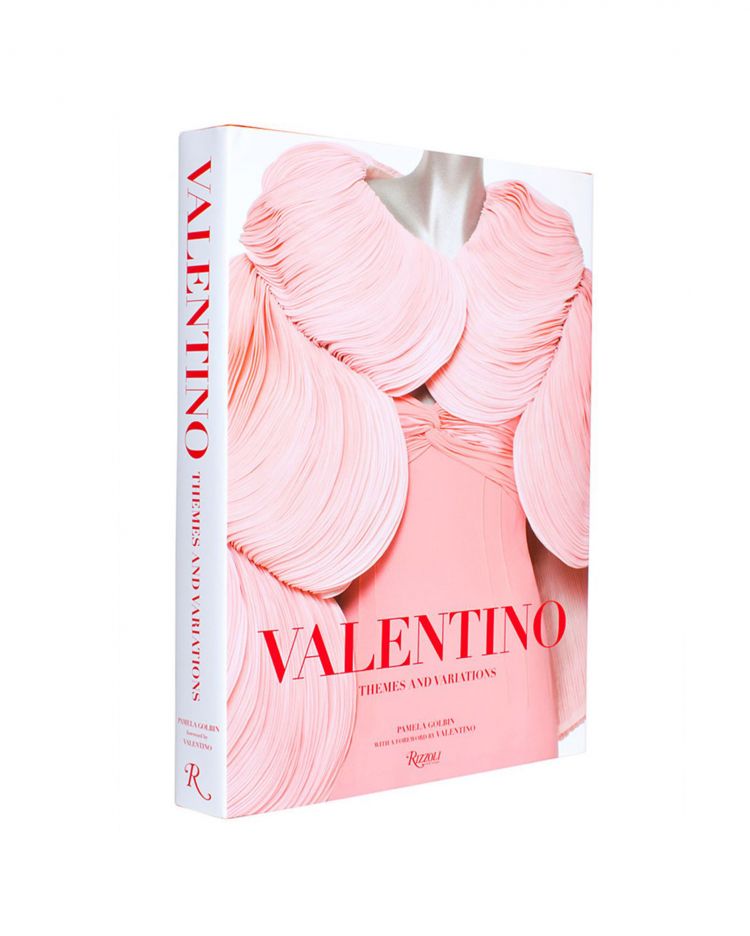 VALENTINO THEMES AND VARIATIONS 洋書　【新品】 fa67bd44298a56c7829854d433c99e