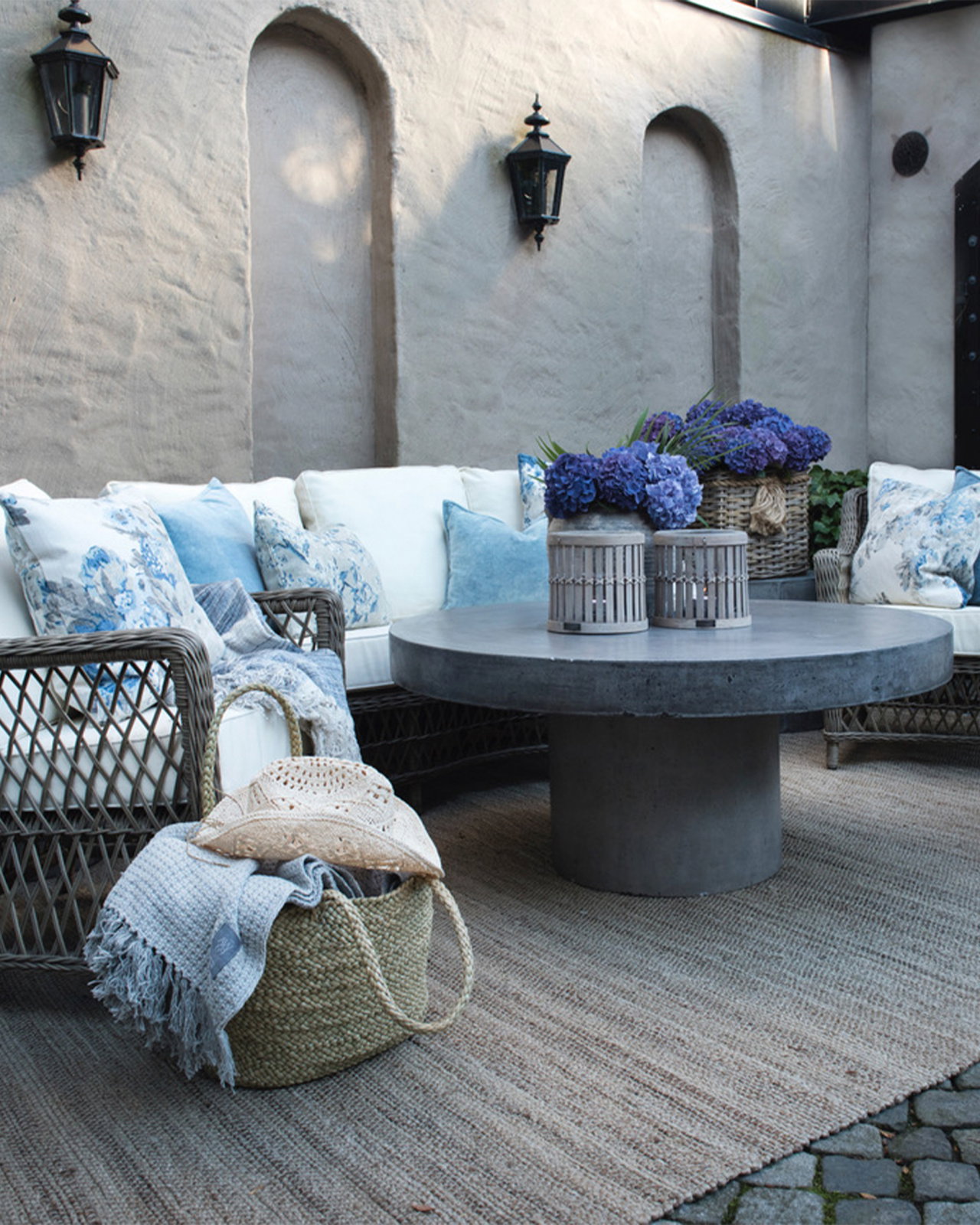 Regent Couchtisch grau