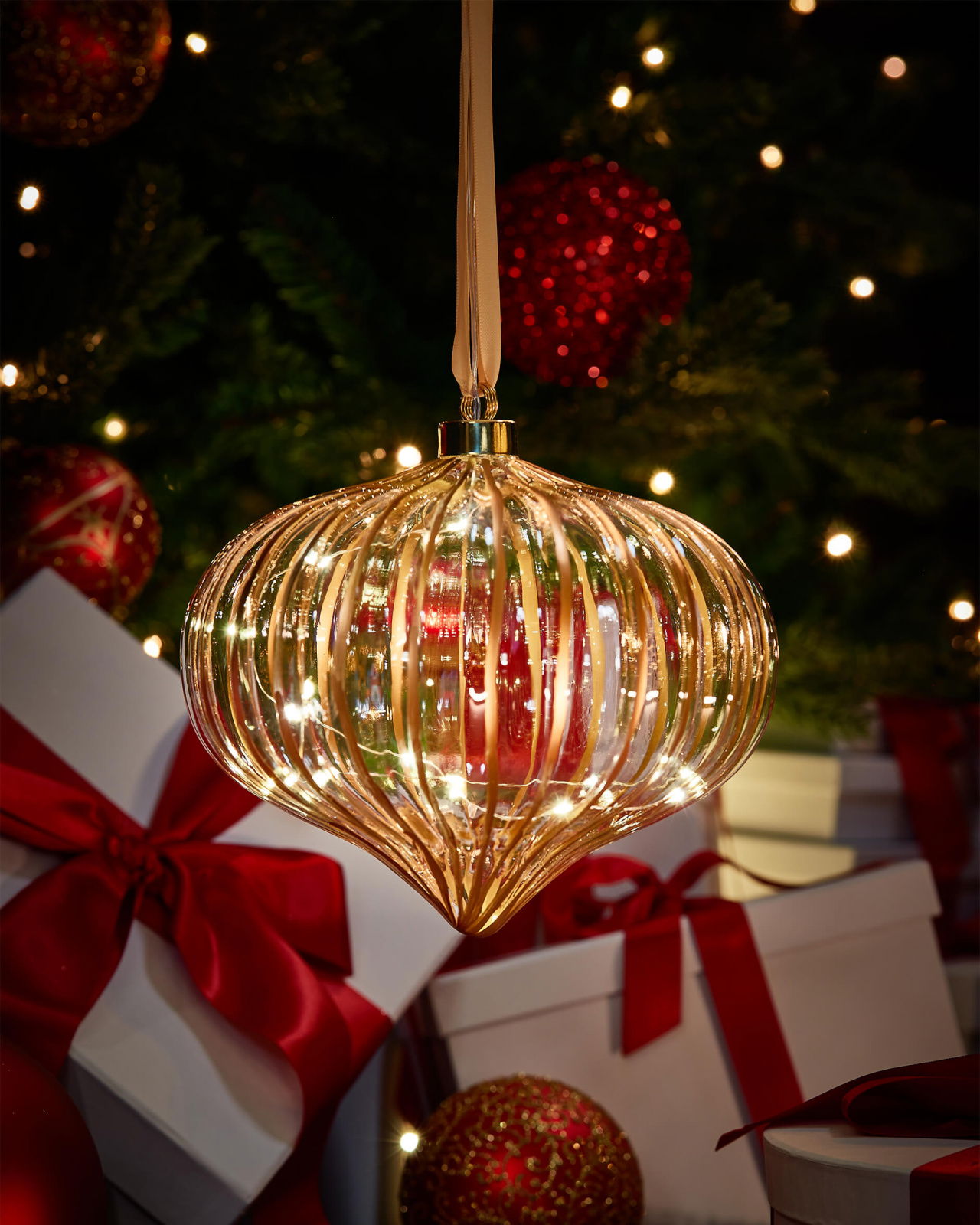 Marlowe LED Christmas Decoration Pomegranate