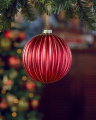 Cordelia Weihnachtskugel Rot 12 cm