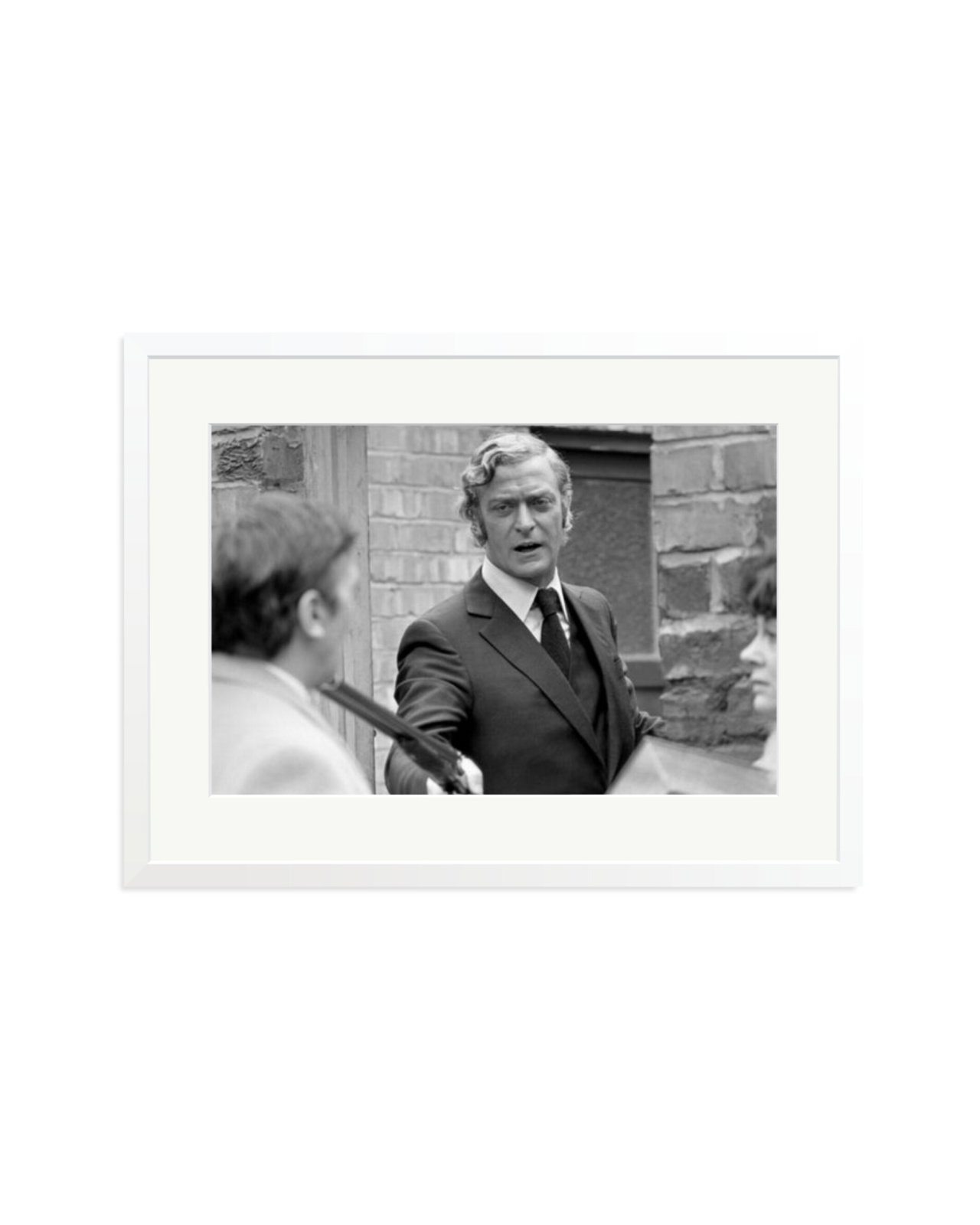 Caine On Set White / XL