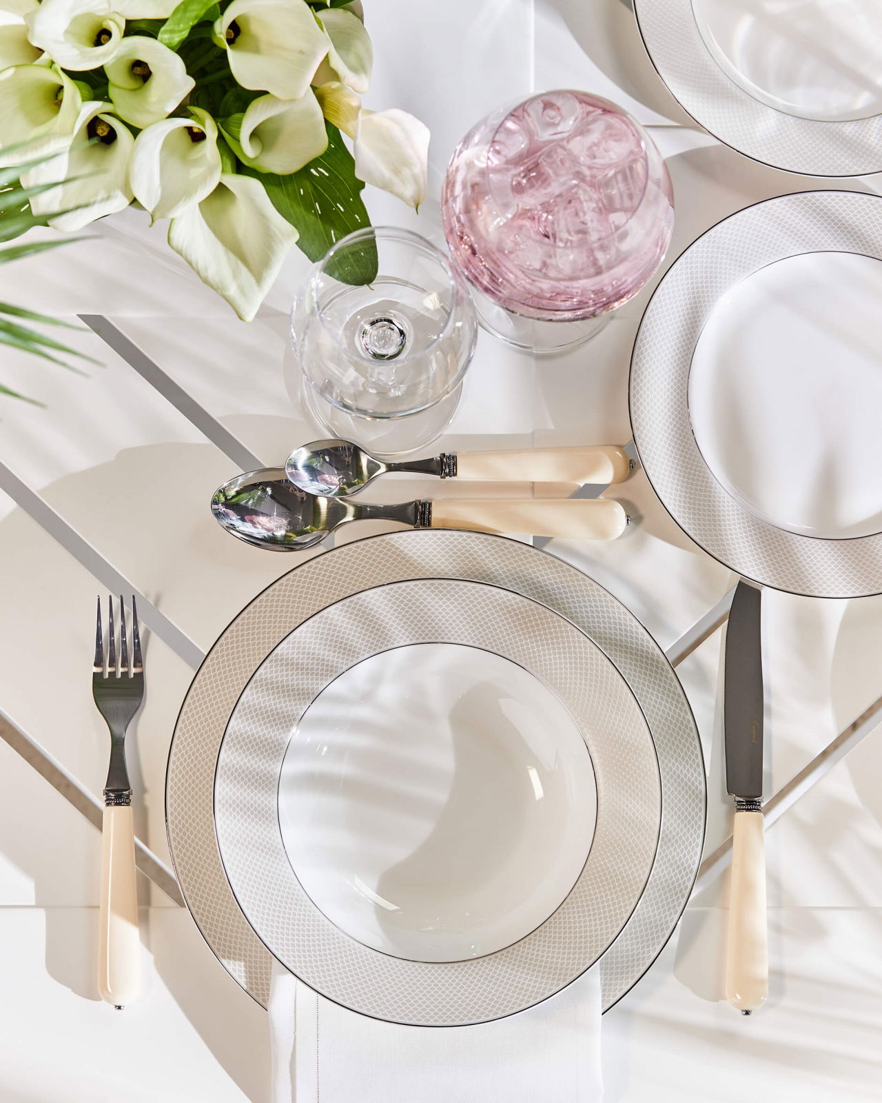 Newport Ivory bestickset 24 delar