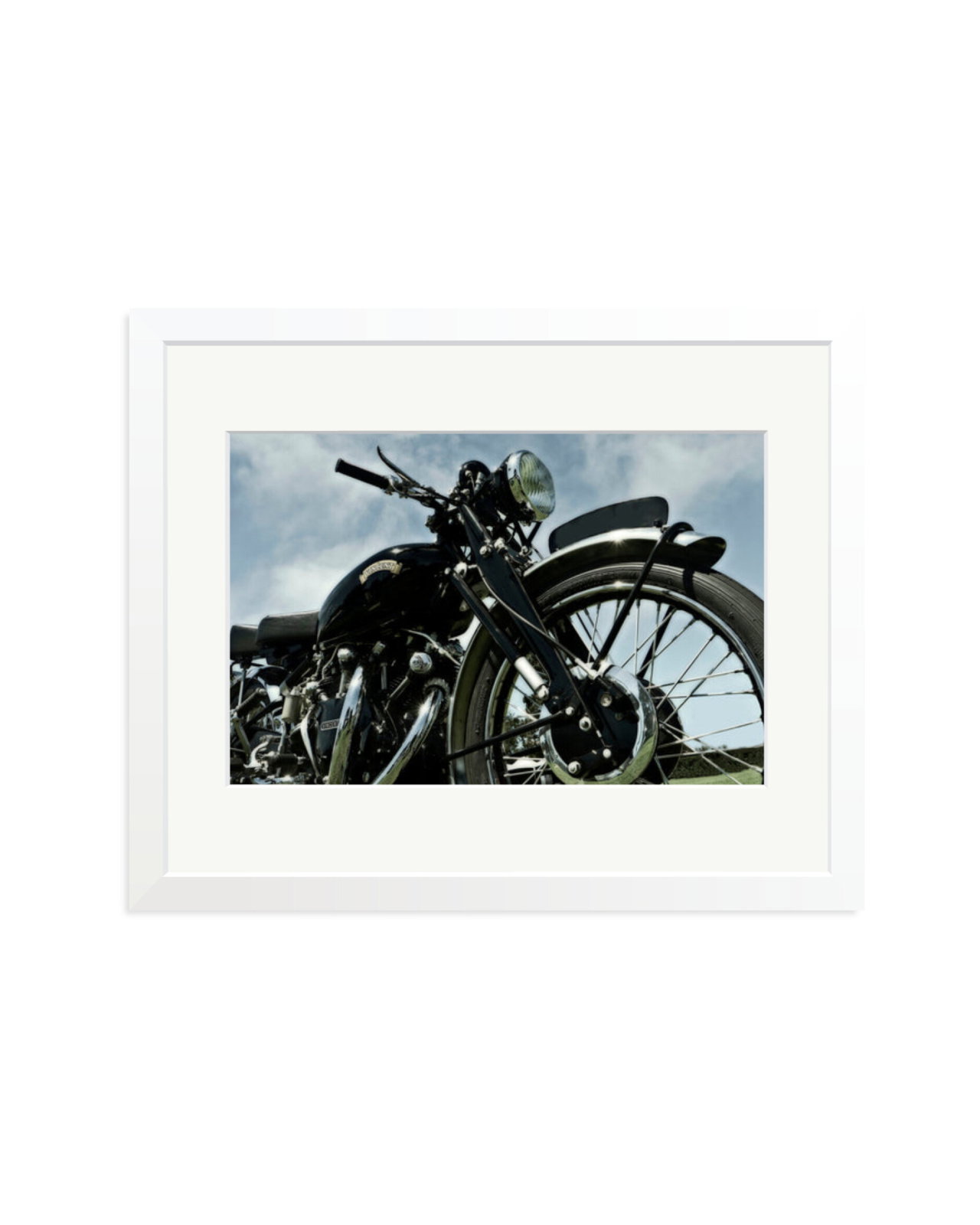Vincent Black Shadow White / Medium