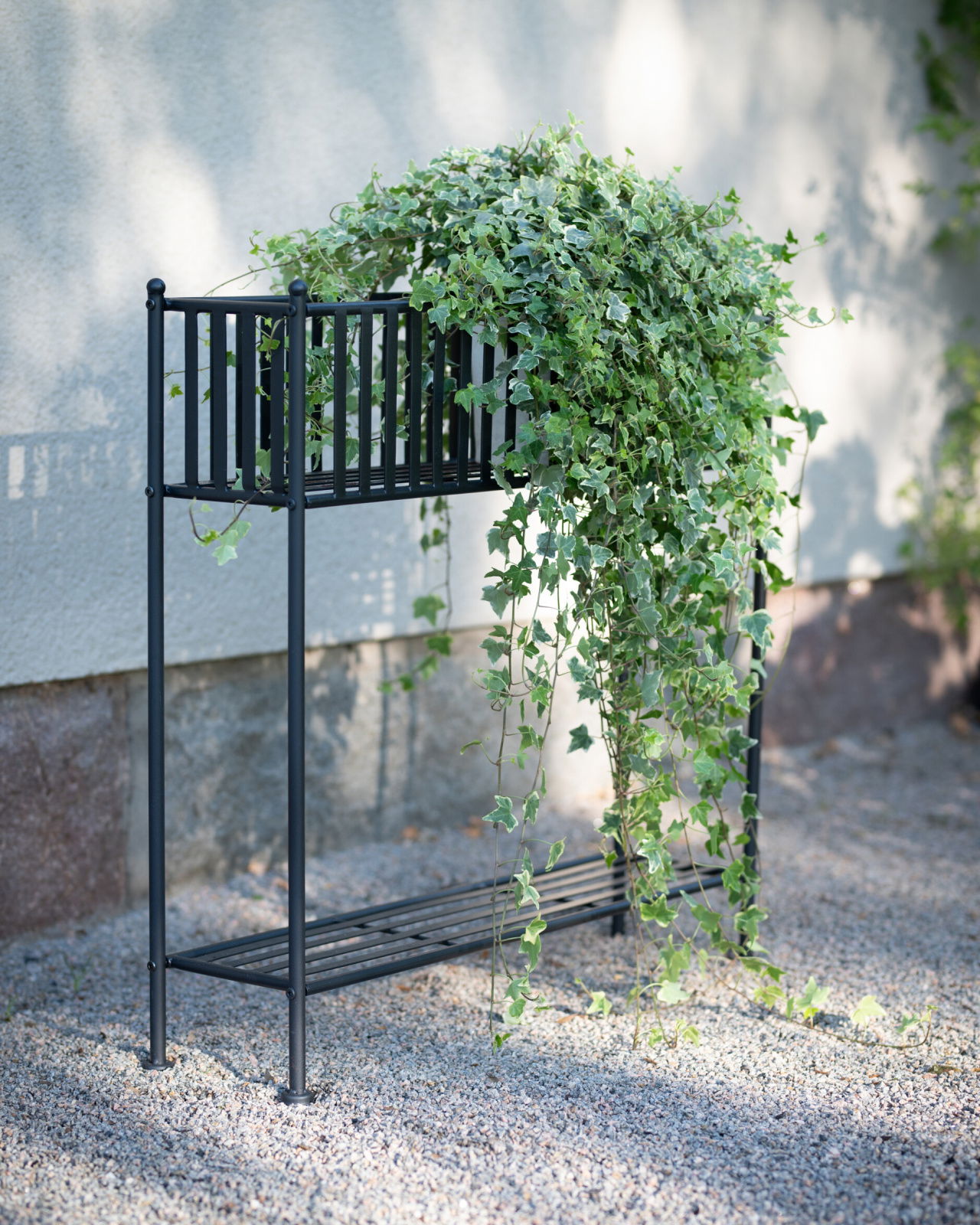 Toscana plant shelf black