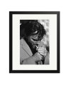 Burton lighting a cigarette Black / Medium