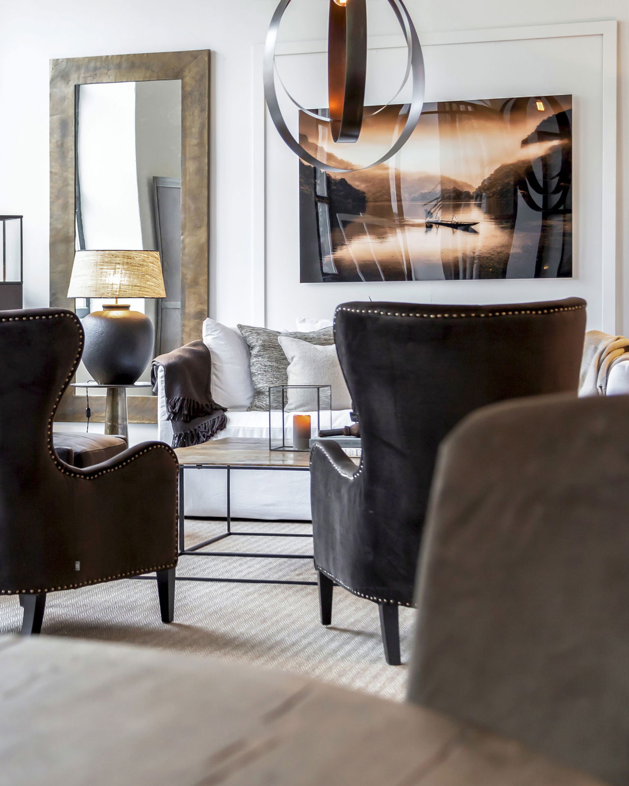 Circulo taklampa svart