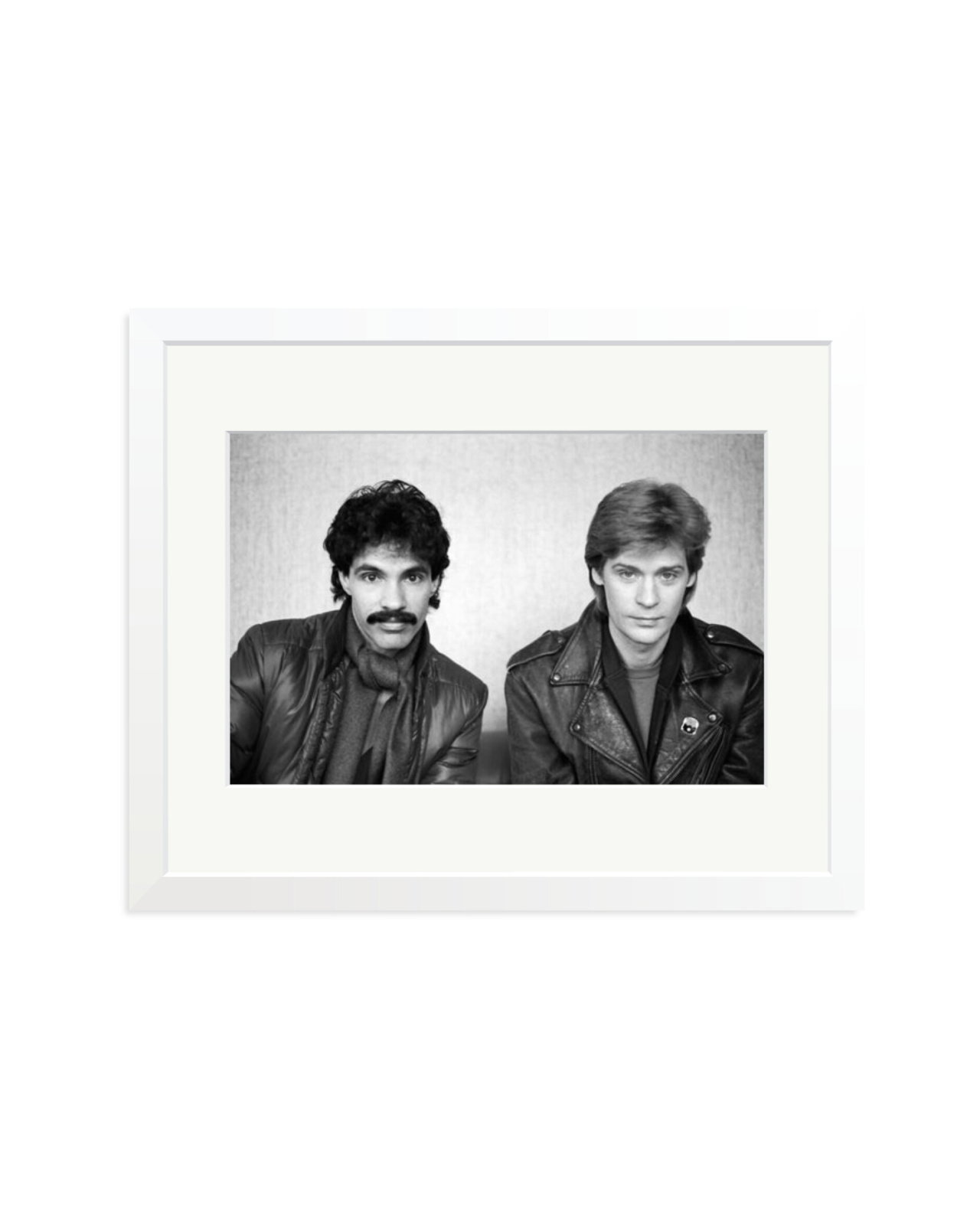 Hall & Oates 1979 White / Medium