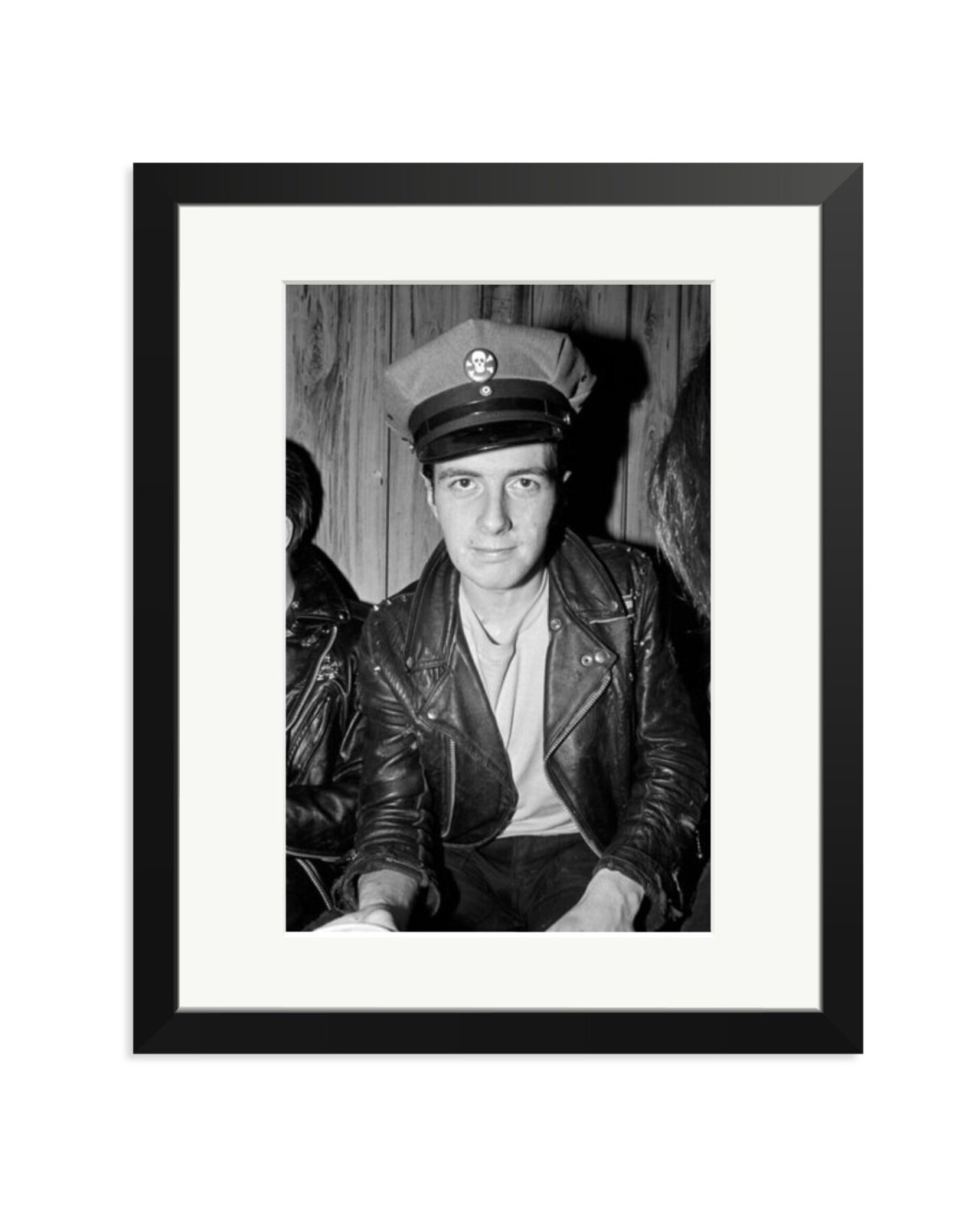 Joe Strummer of The Clash backstage 1979 Black / Medium