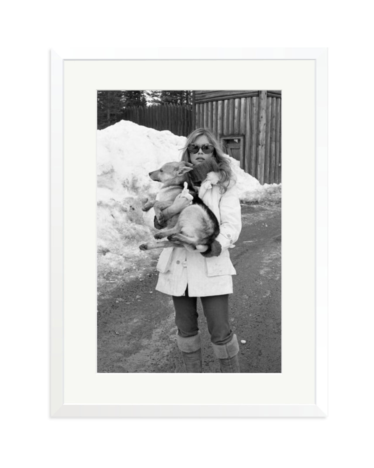 Brigitte Bardot, 1977 White / XL