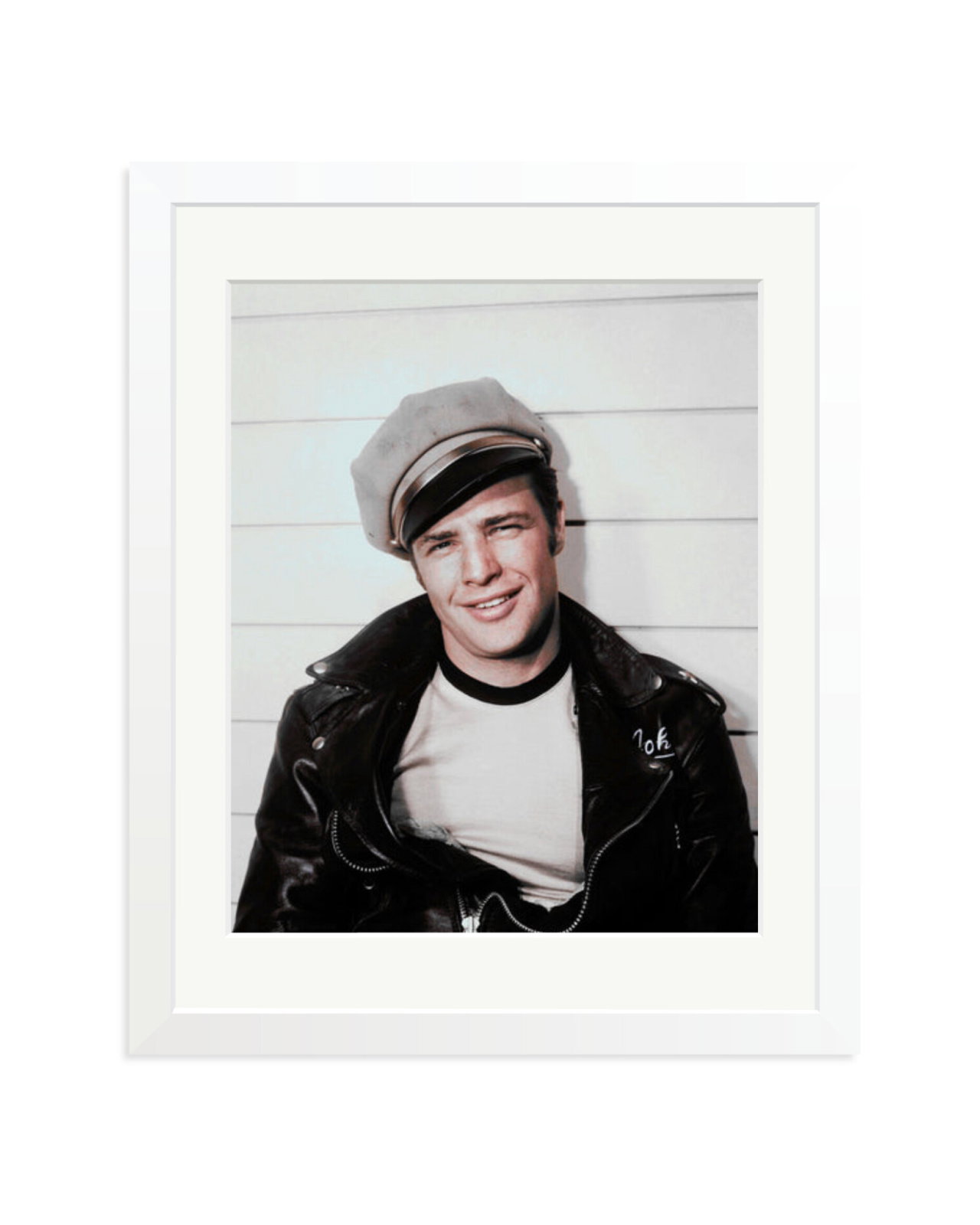 Brando, The Wild One White / Medium