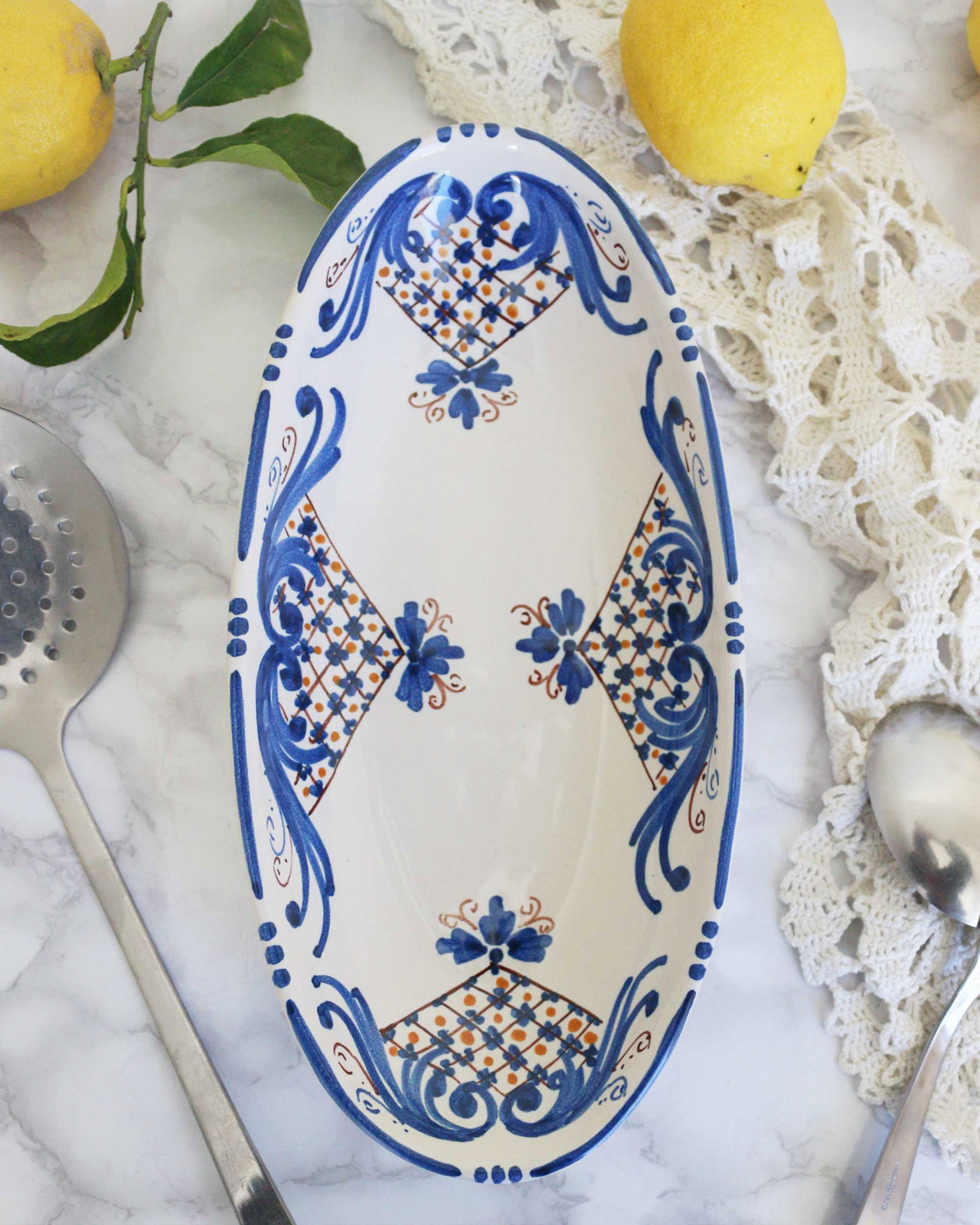 Fontane Bianche serving platter white/blue