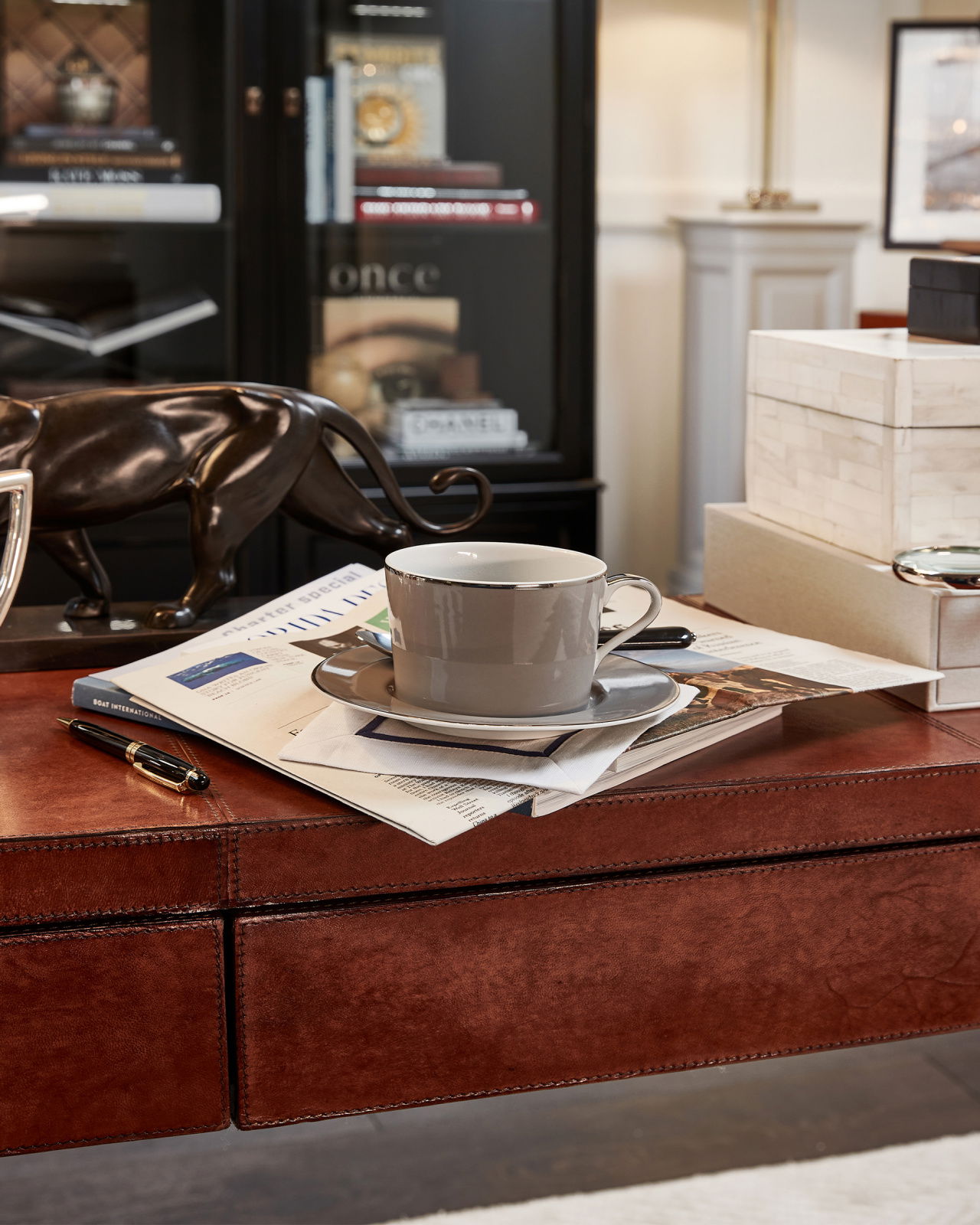 Kensington skrivbord läder