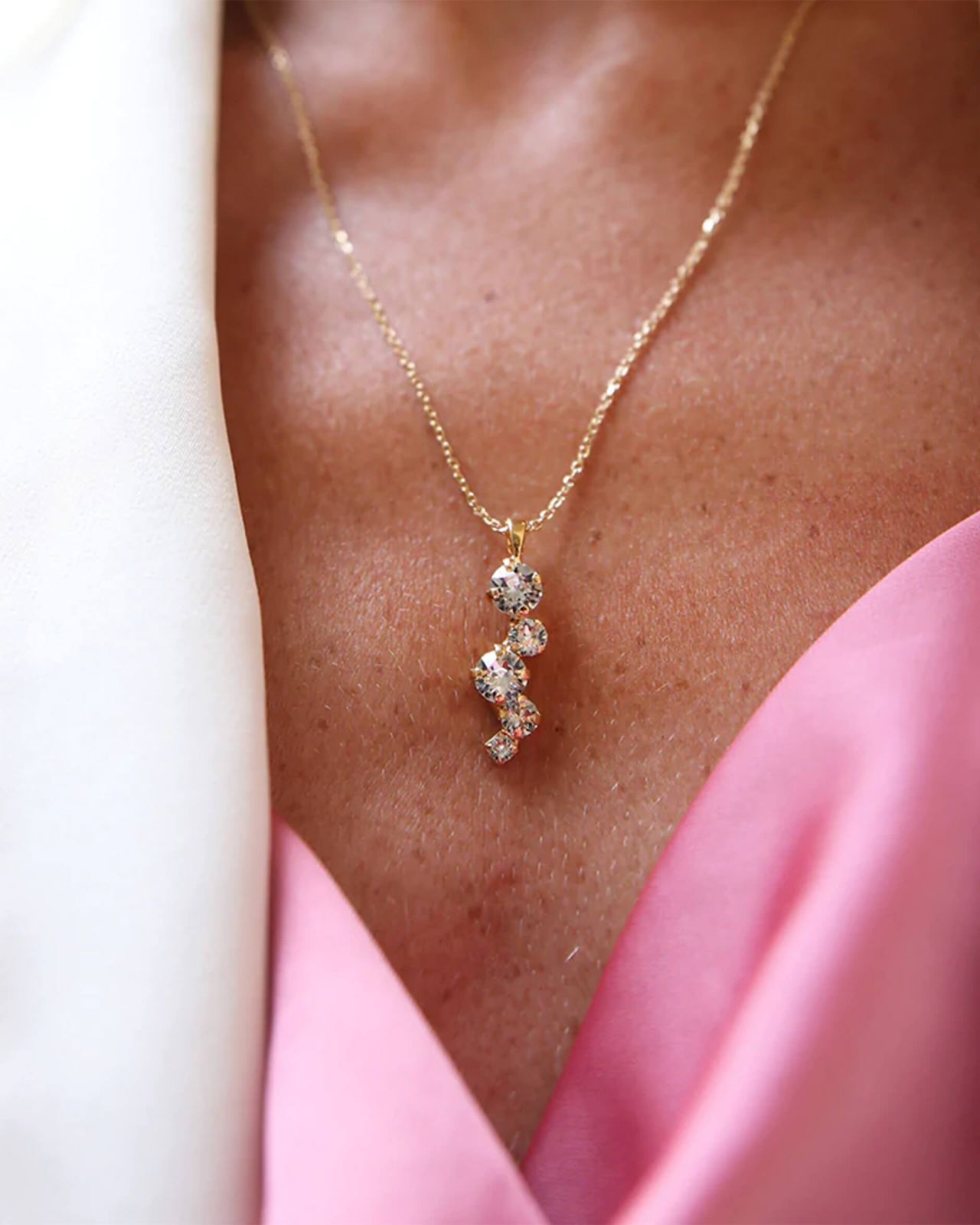 Elina necklace crystal