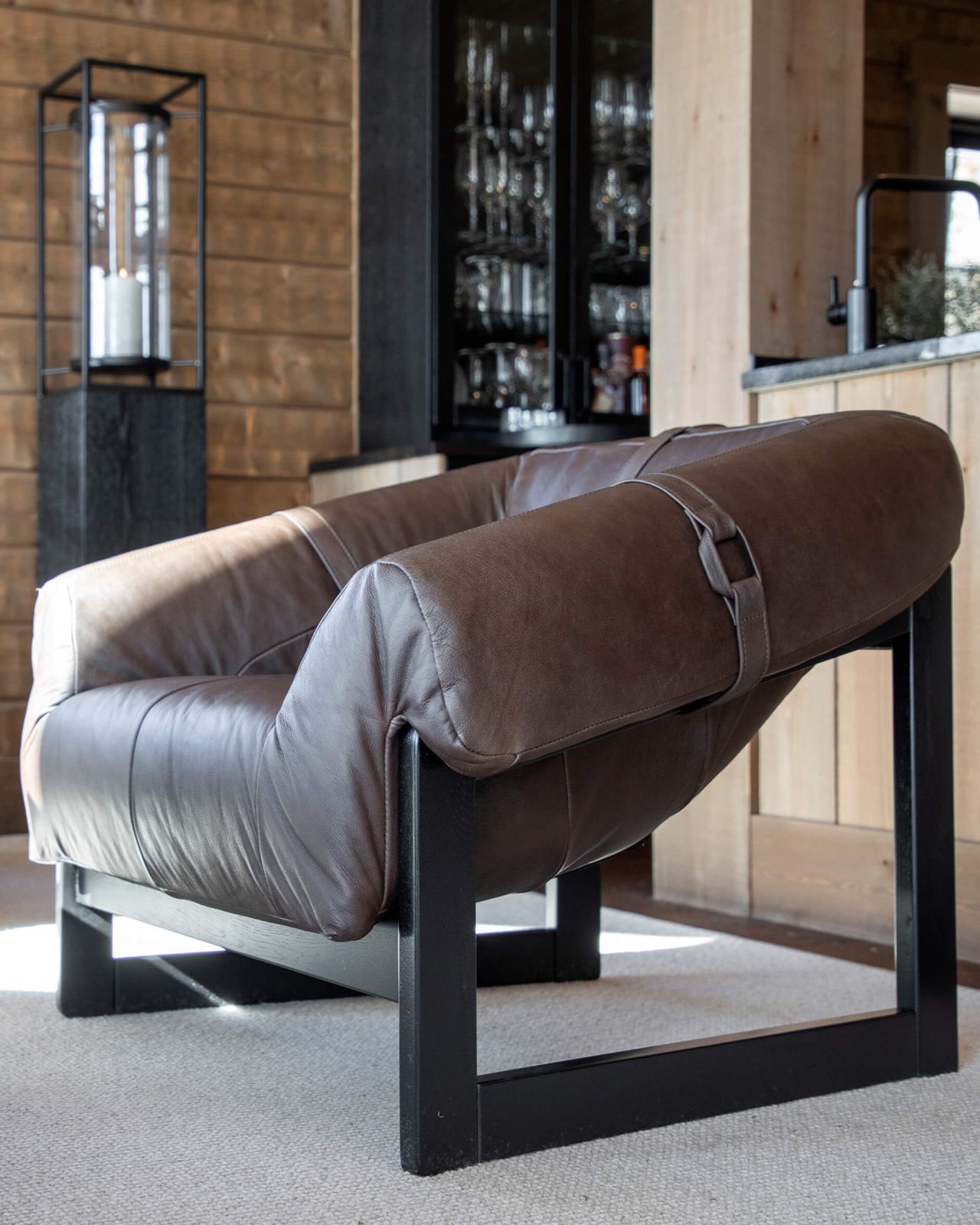 Lee leather armchair espresso