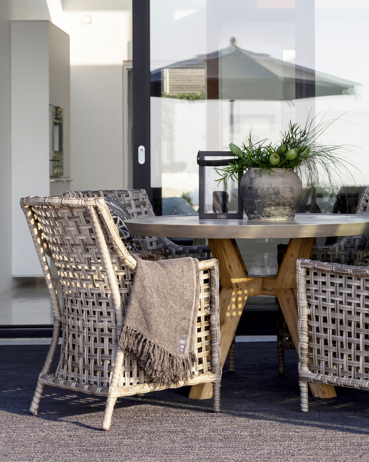 Malaga Armchair Classic Grey OUTLET