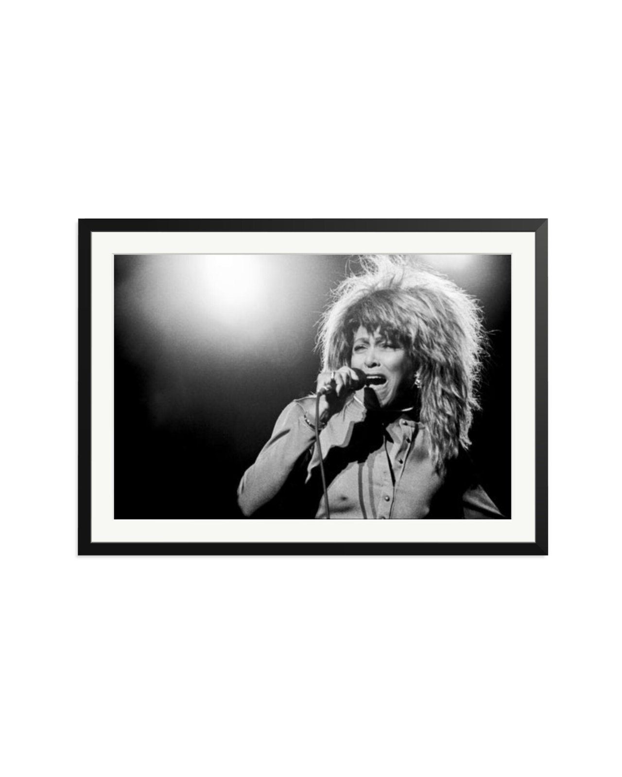 Tina Turner on stage in 1987 Black / XXL