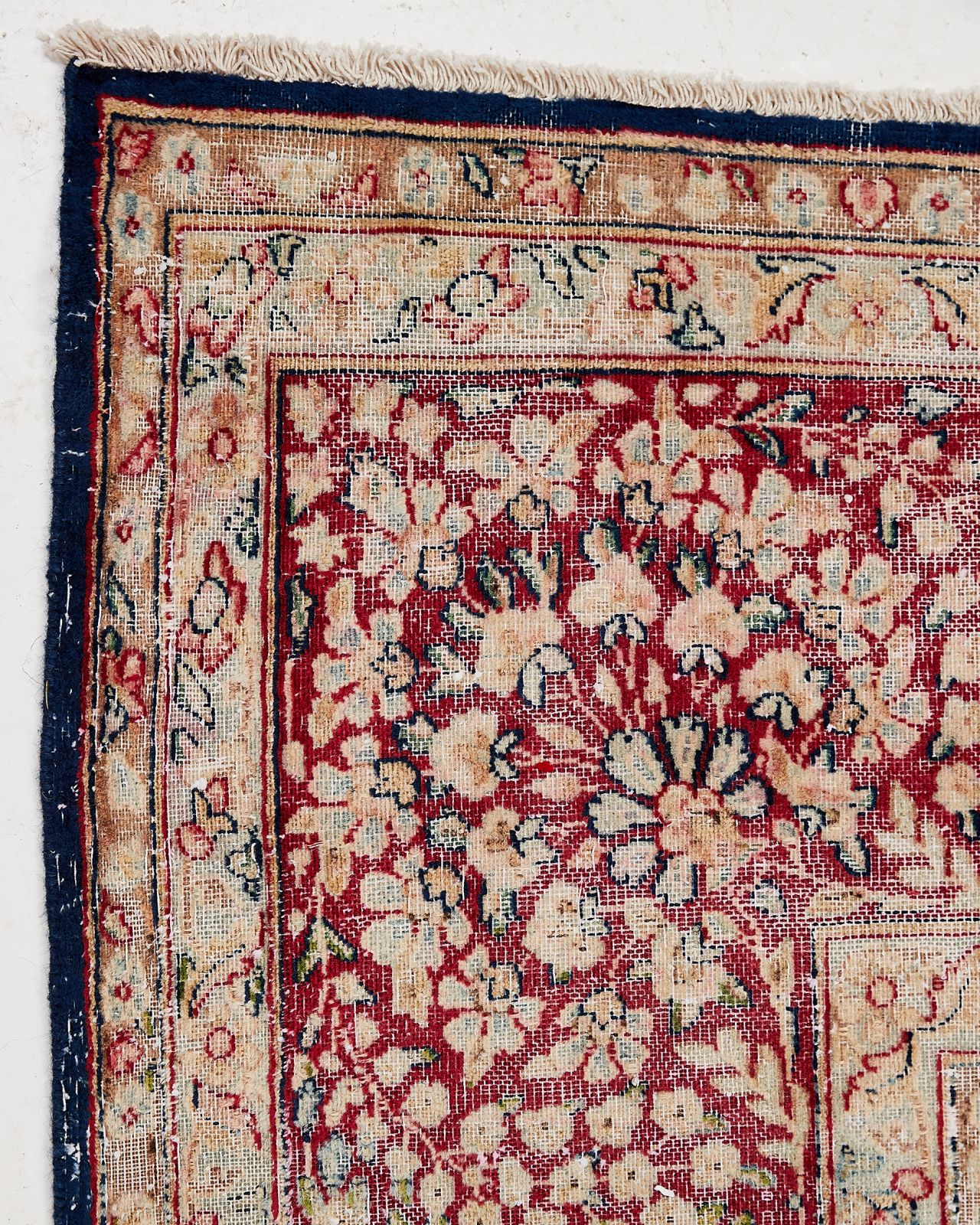 Decolorized rug multi