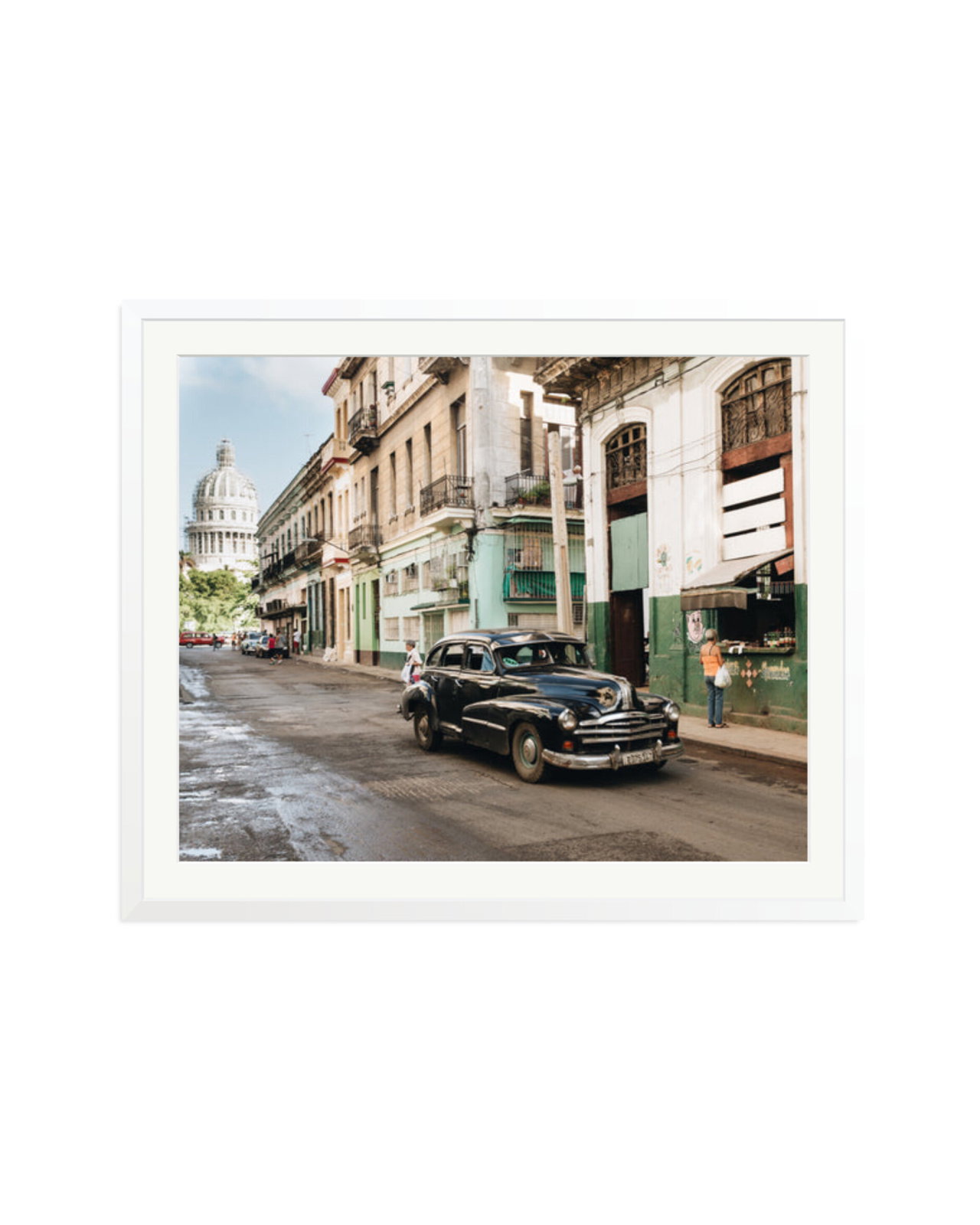 Black Car in Cuba White / XXL