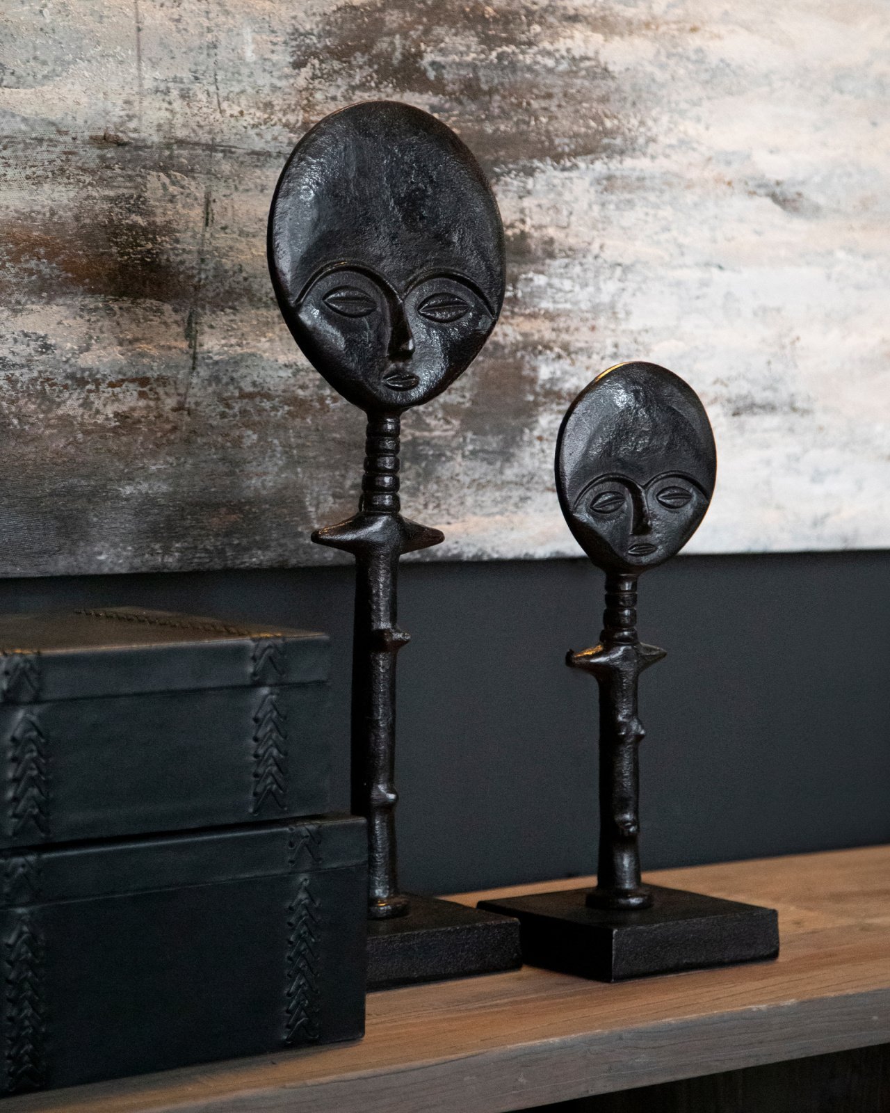 Tandu Sculpture Black