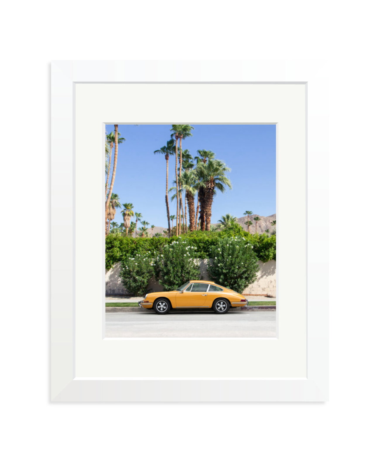 Porsche 911 in Palm Springs White / Small