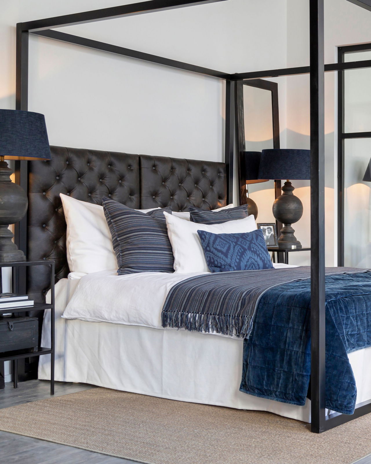 Vienna sänggavel svart