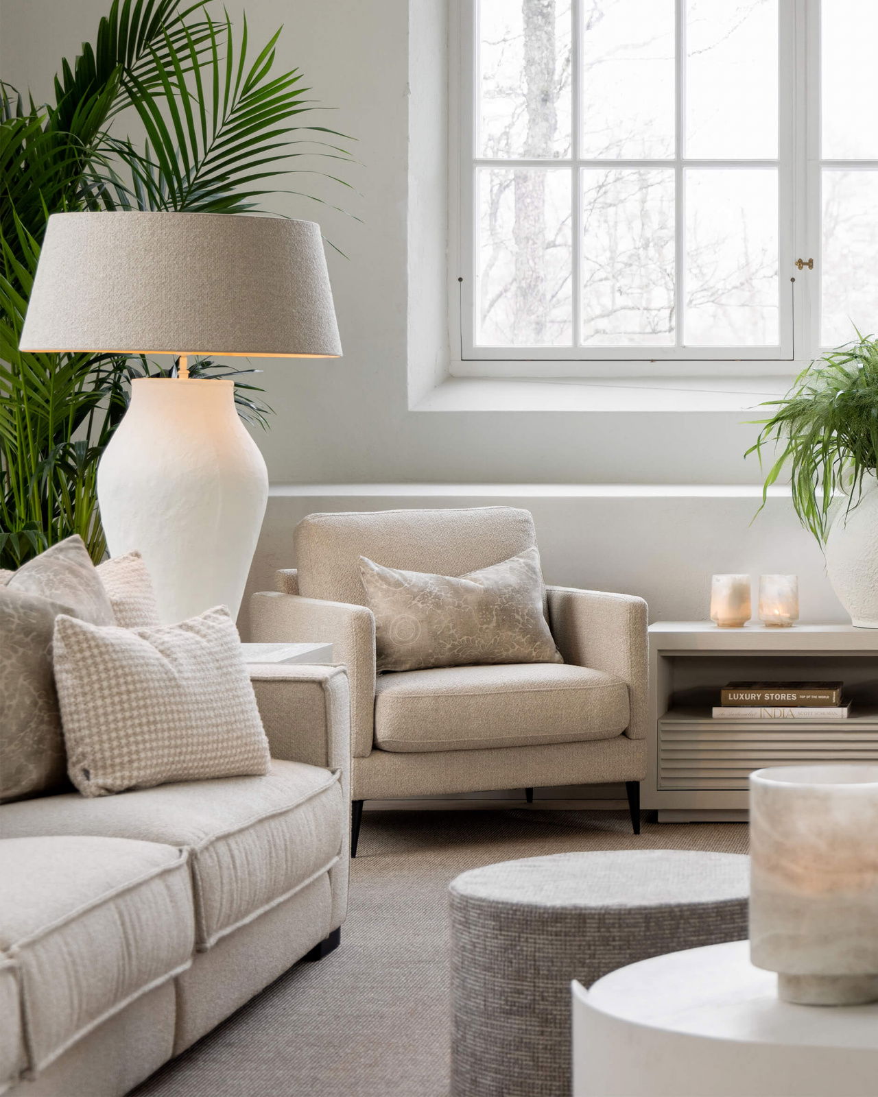 Fiora bordslampa ivory