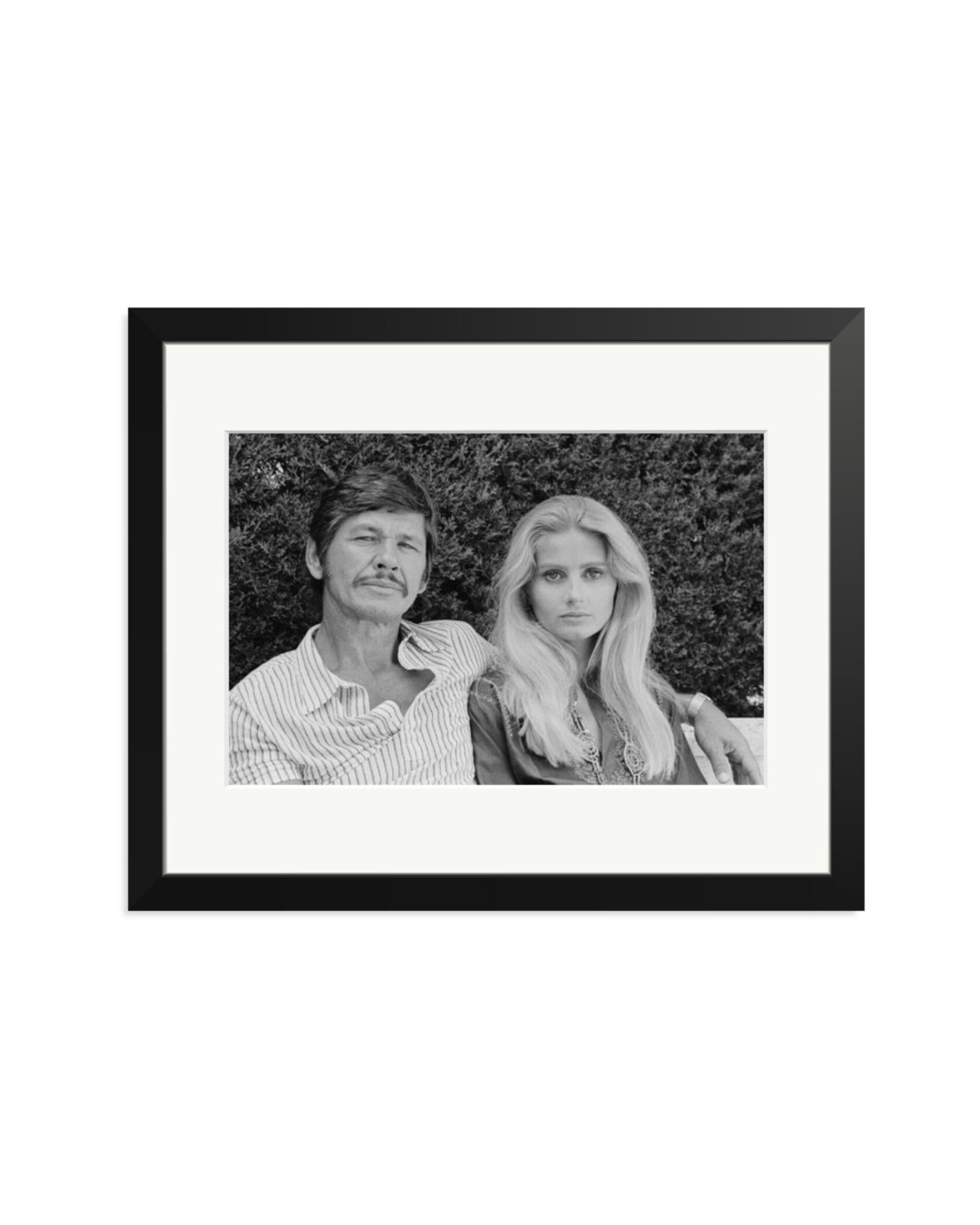 Charles Bronson and Jill Ireland Black / Medium
