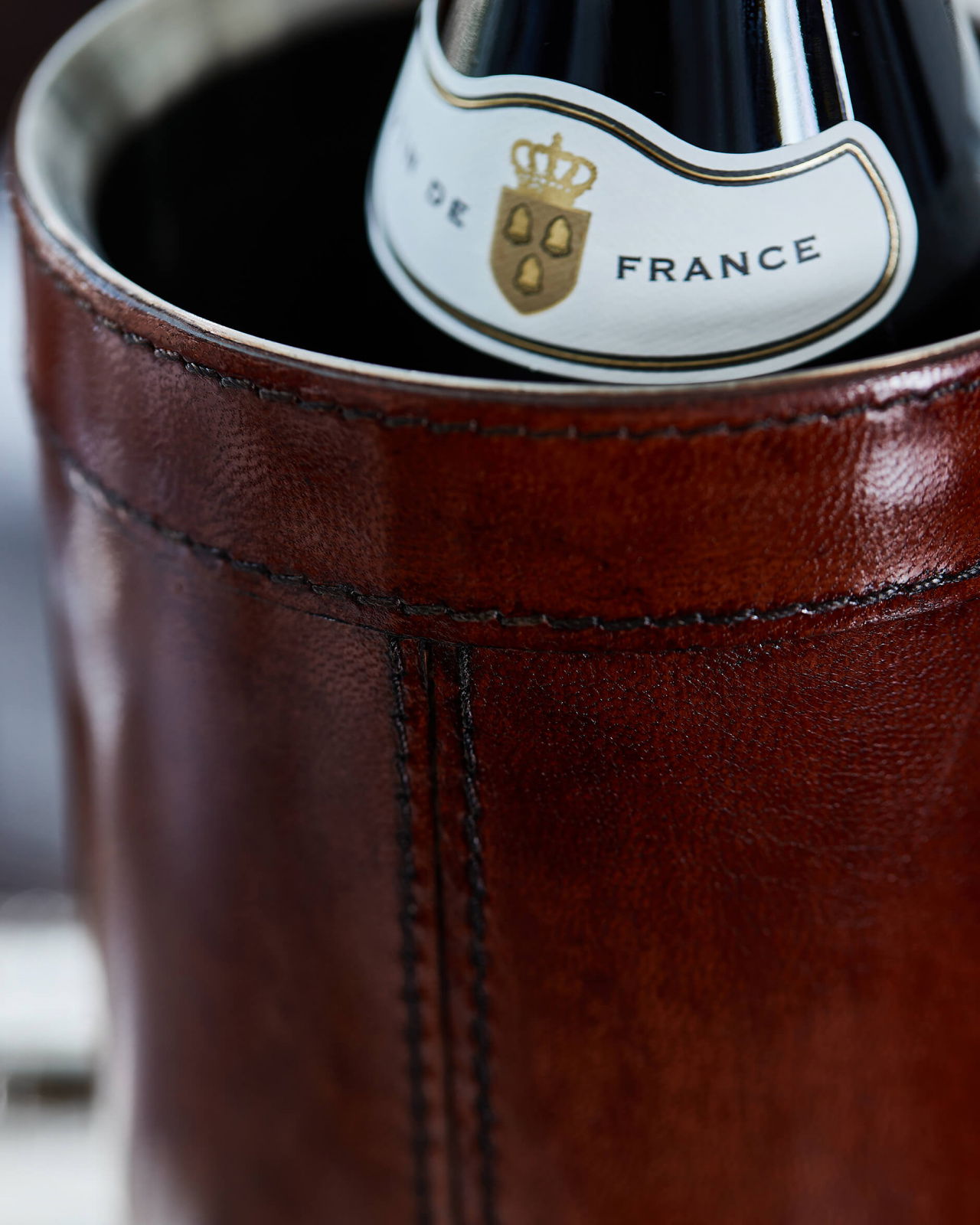 Kensington vinkylare läder