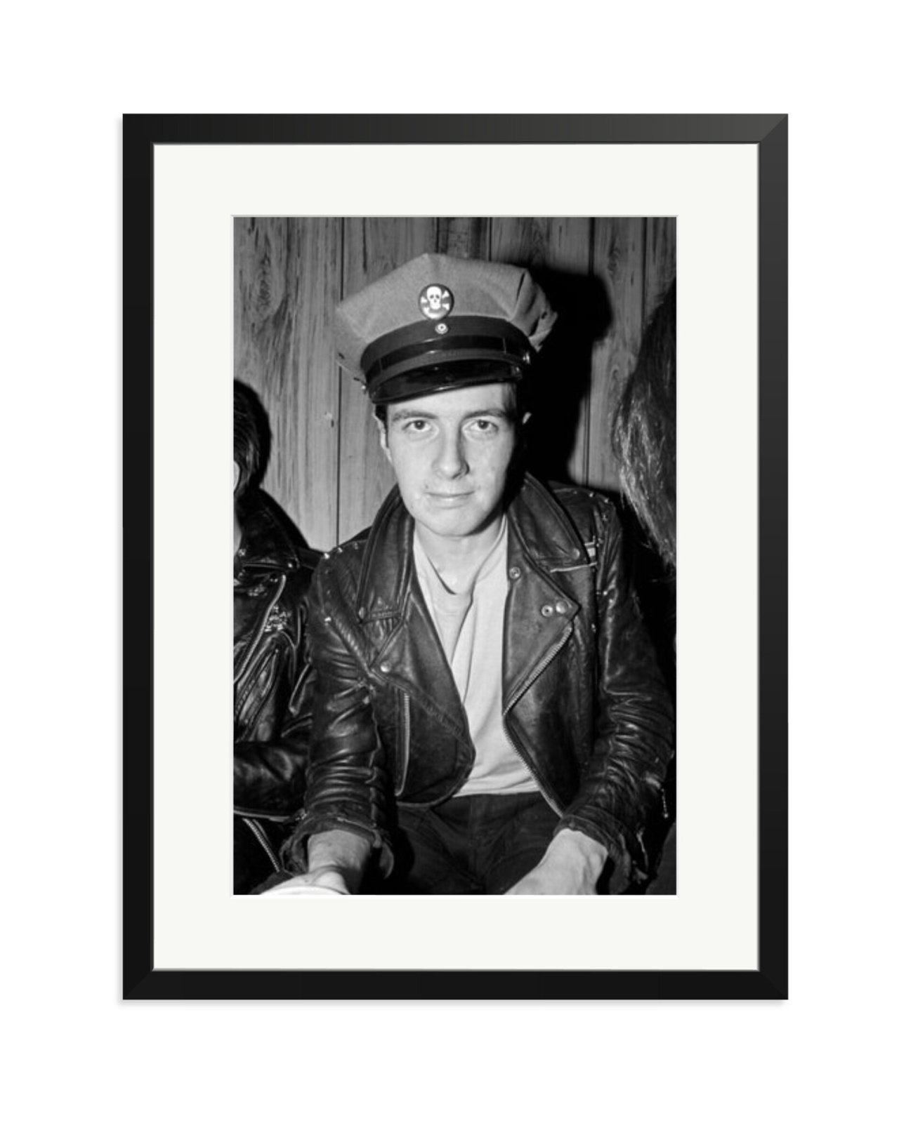 Joe Strummer of The Clash backstage 1979 Black / XL