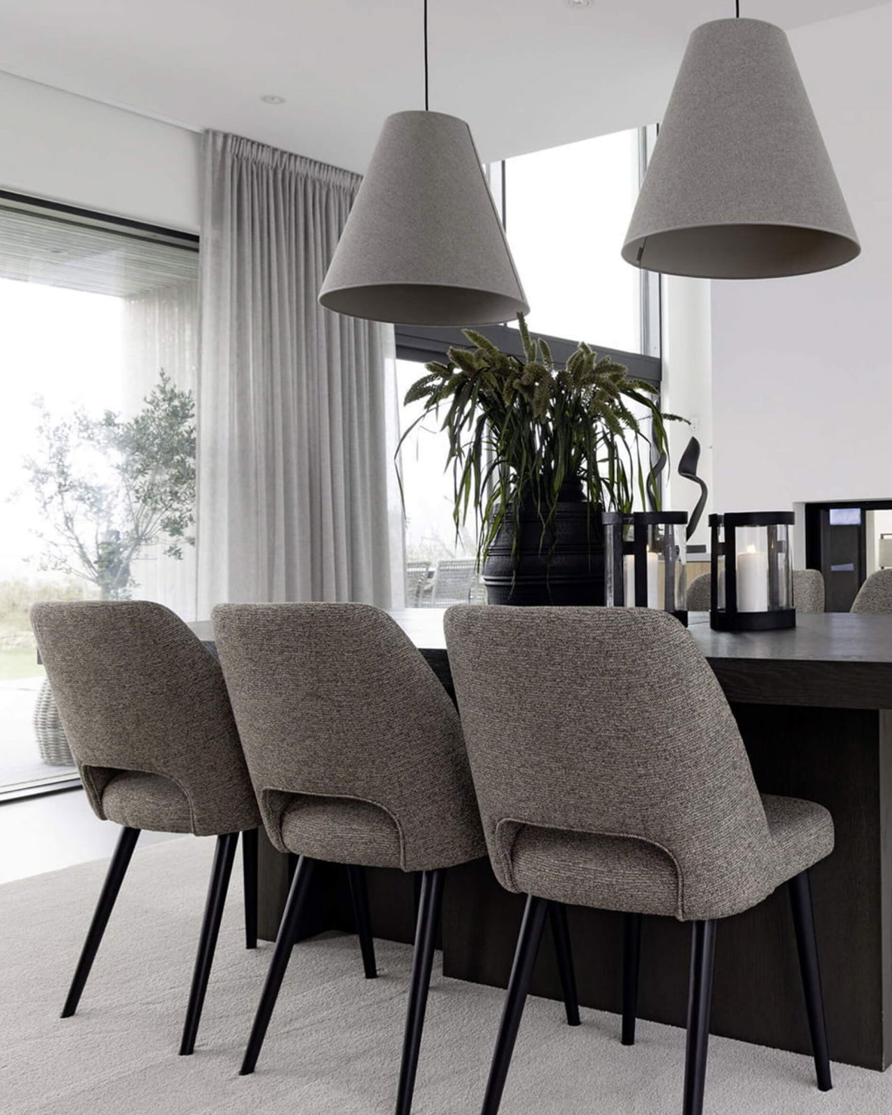 Enjoy matstol peek taupe