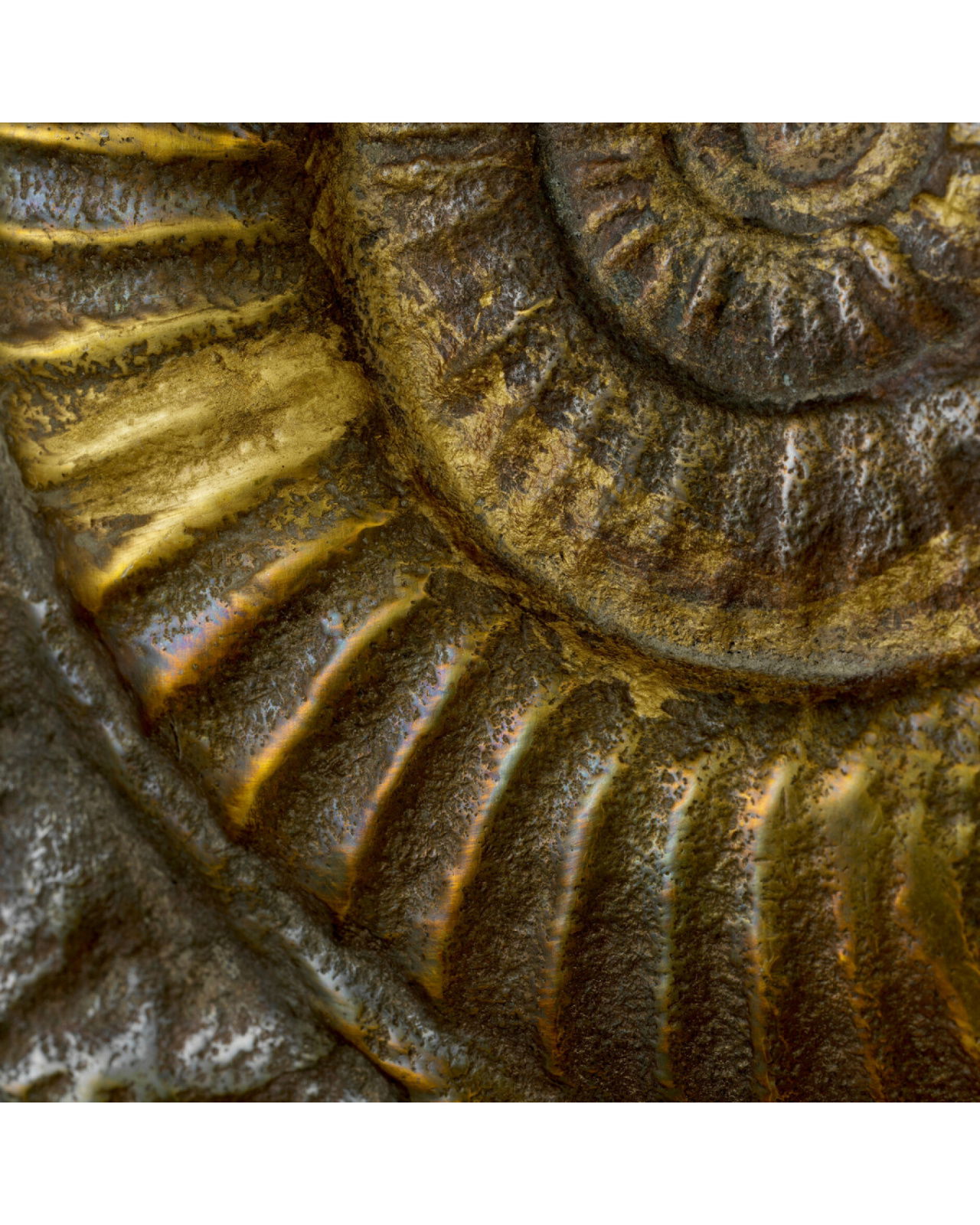 Kamari tischleuchte antikem Messing