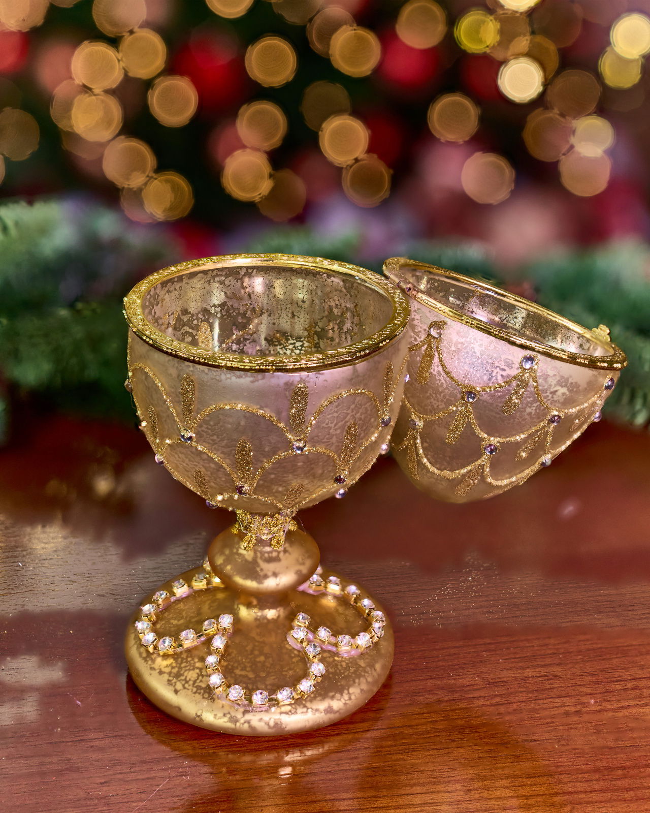 Anastasia Fabergé Egg Christmas Decoration Gold