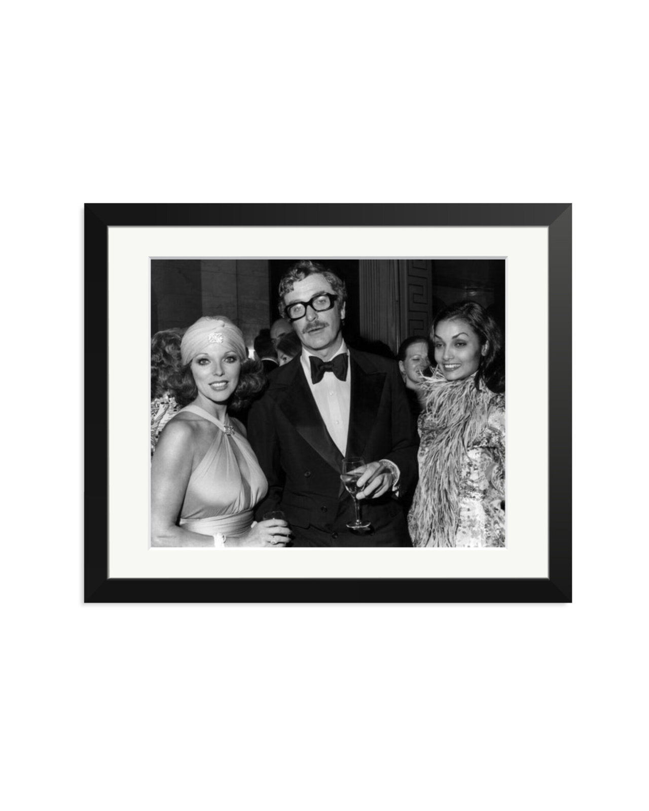 Caine, Collins and Shakira Black / Medium
