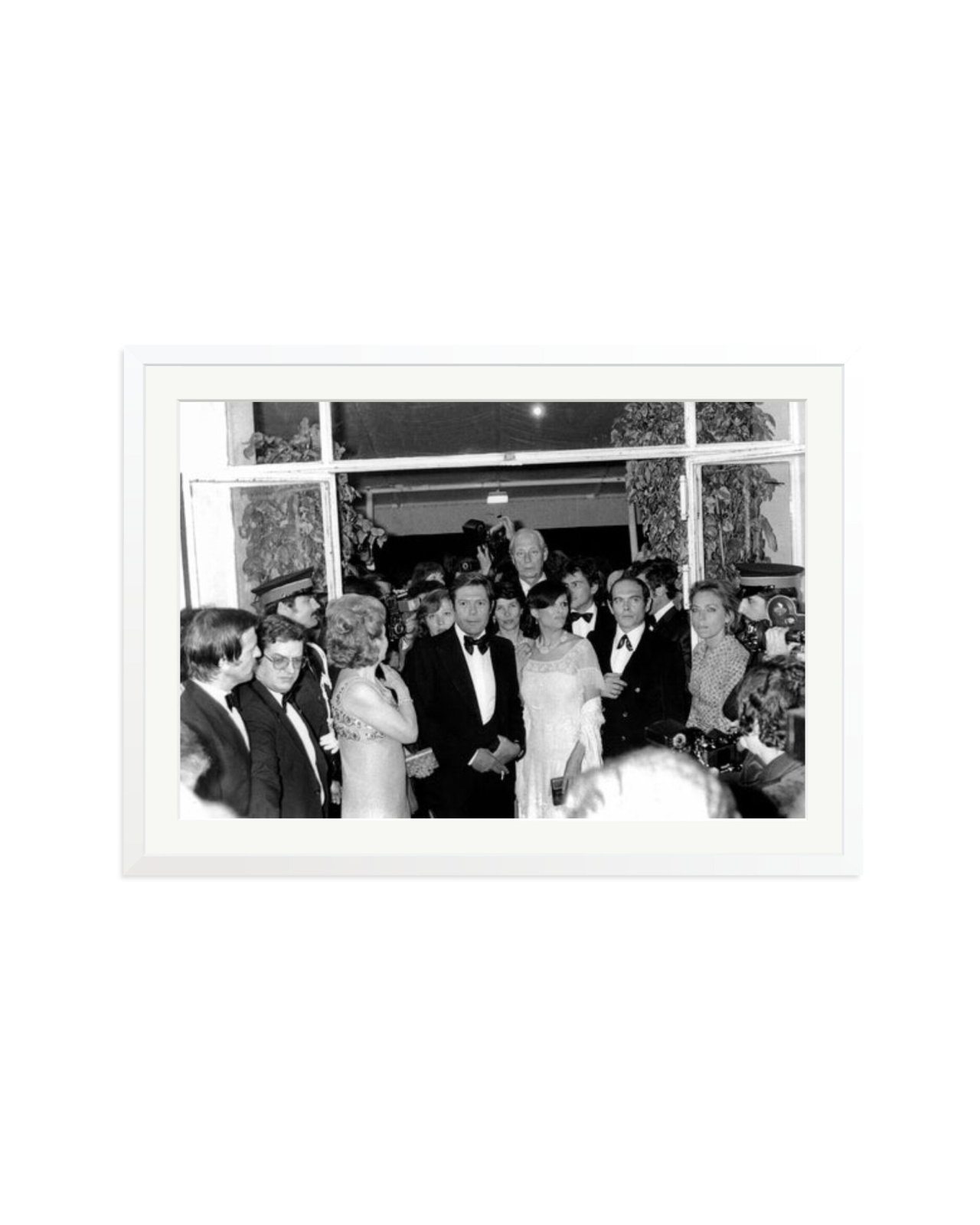 Mastroianni and Cardinale in Cannes White / XXL