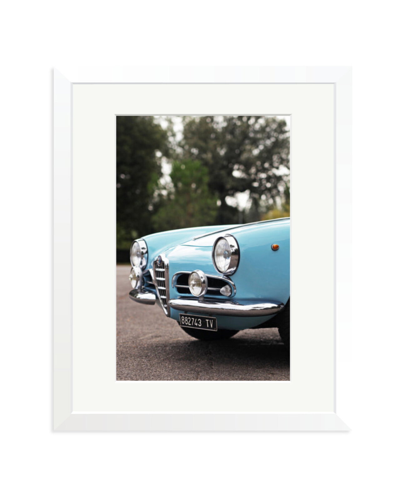 Alfa Romeo Giulietta Spider White / Medium