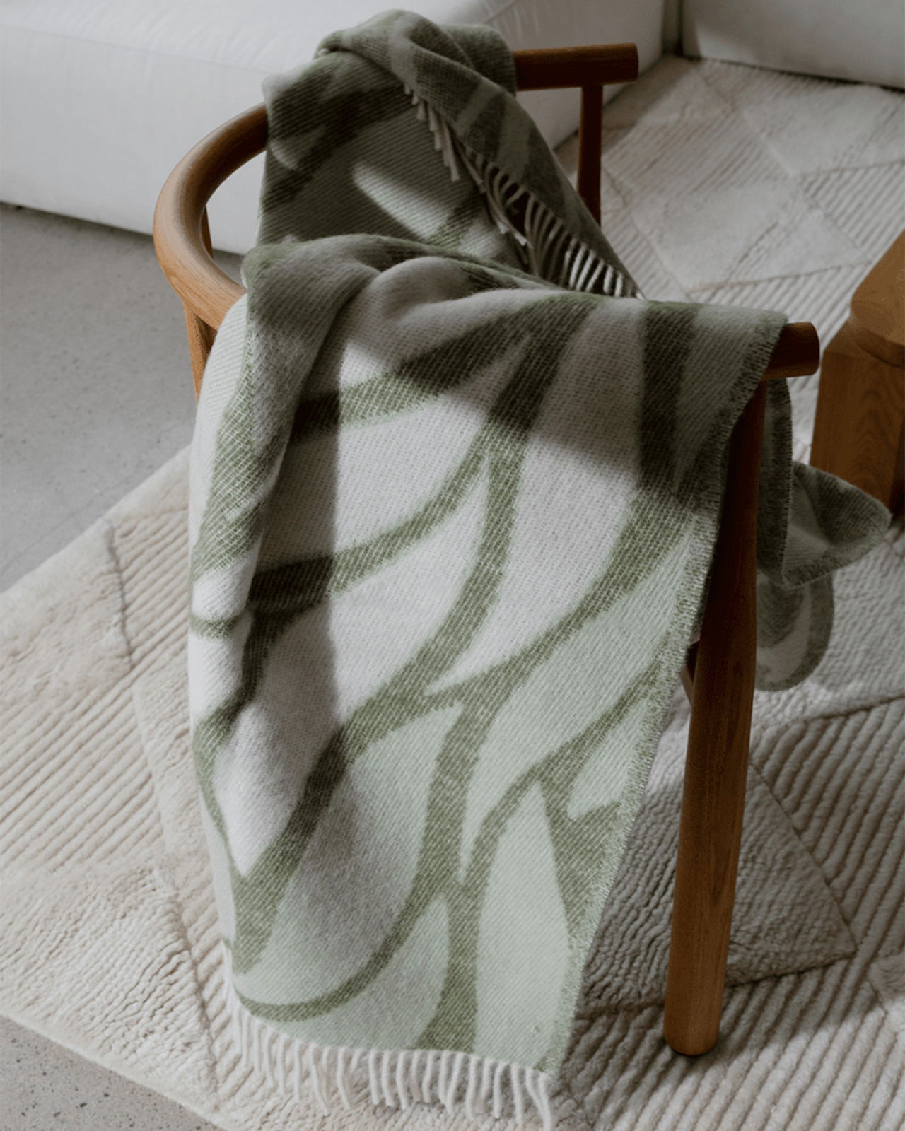 Folia Throw Green