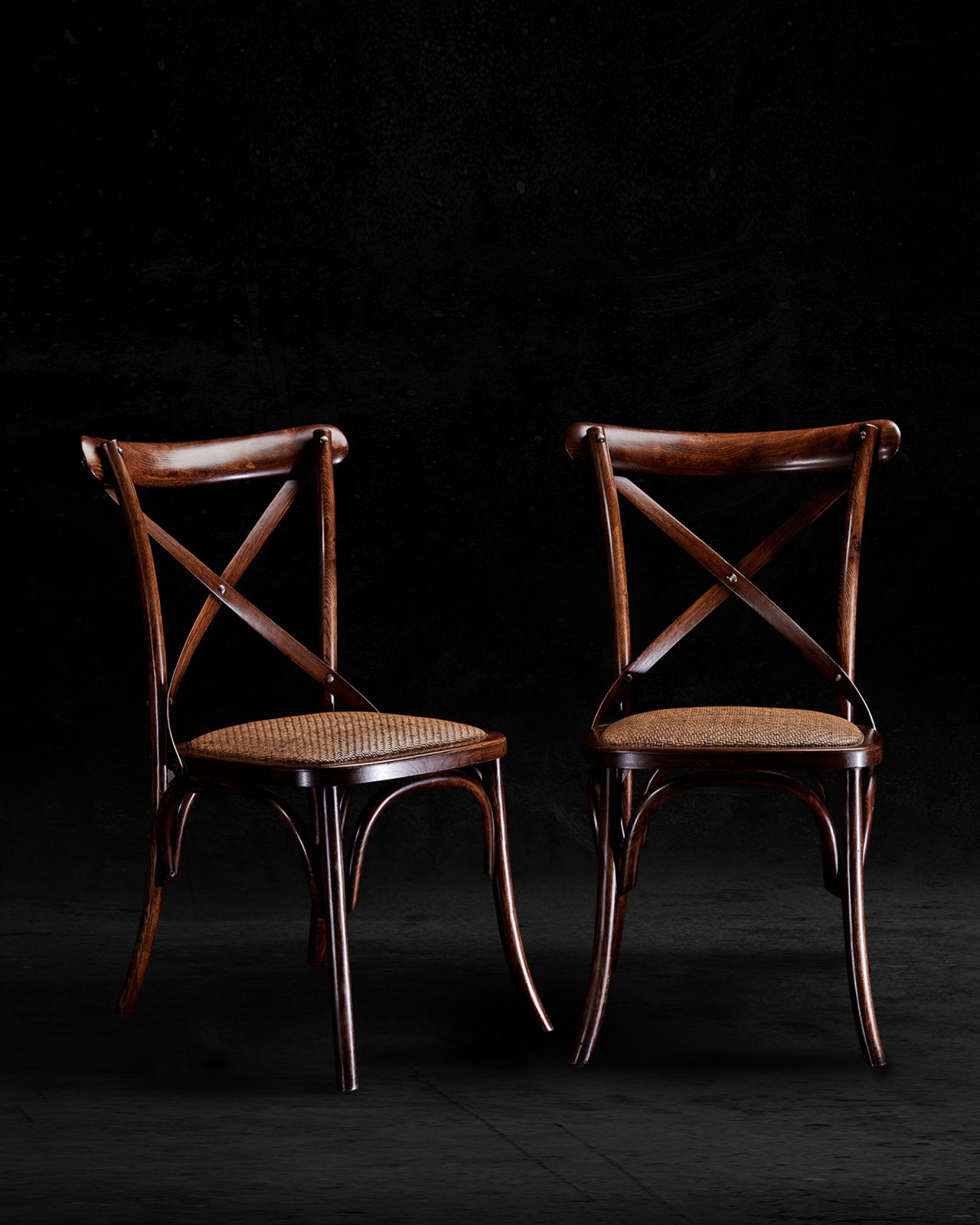 Newport Cross matstol rich brown