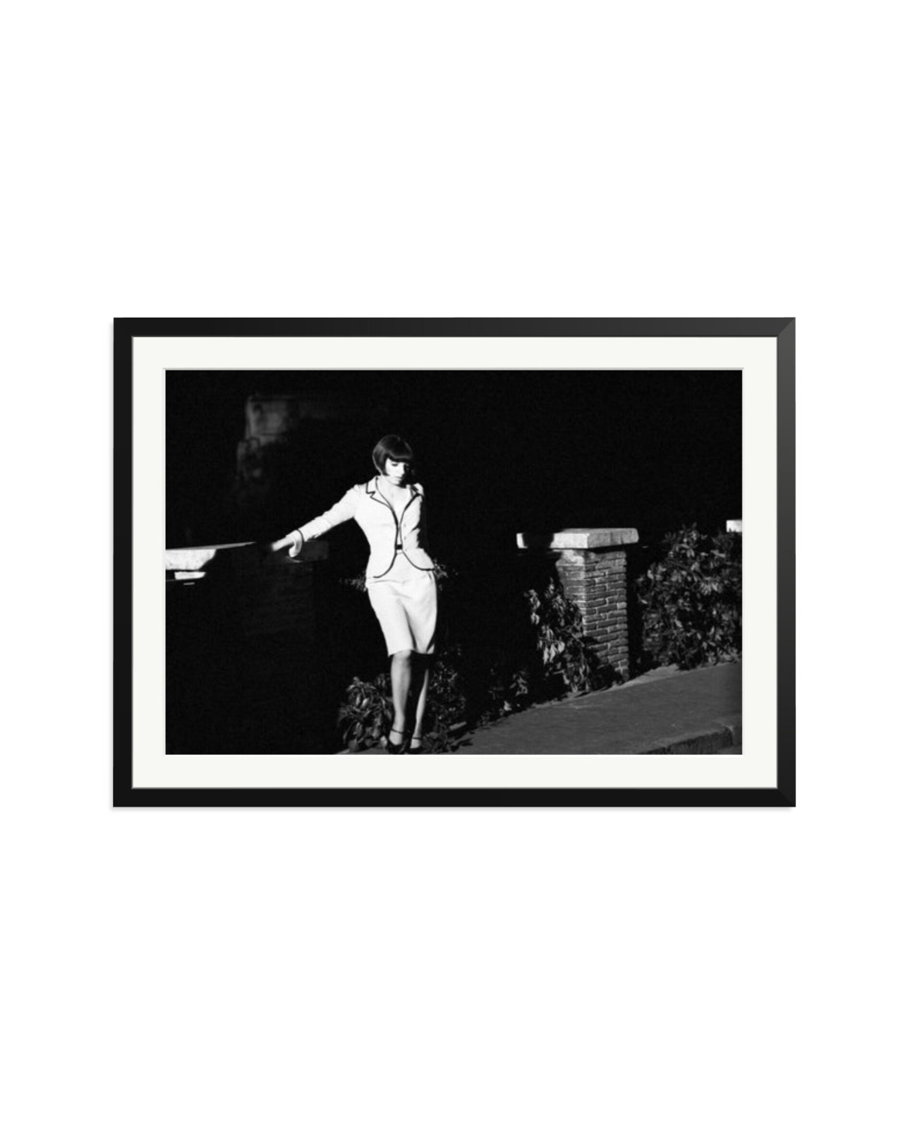 Liza Minnelli on set Black / XXL