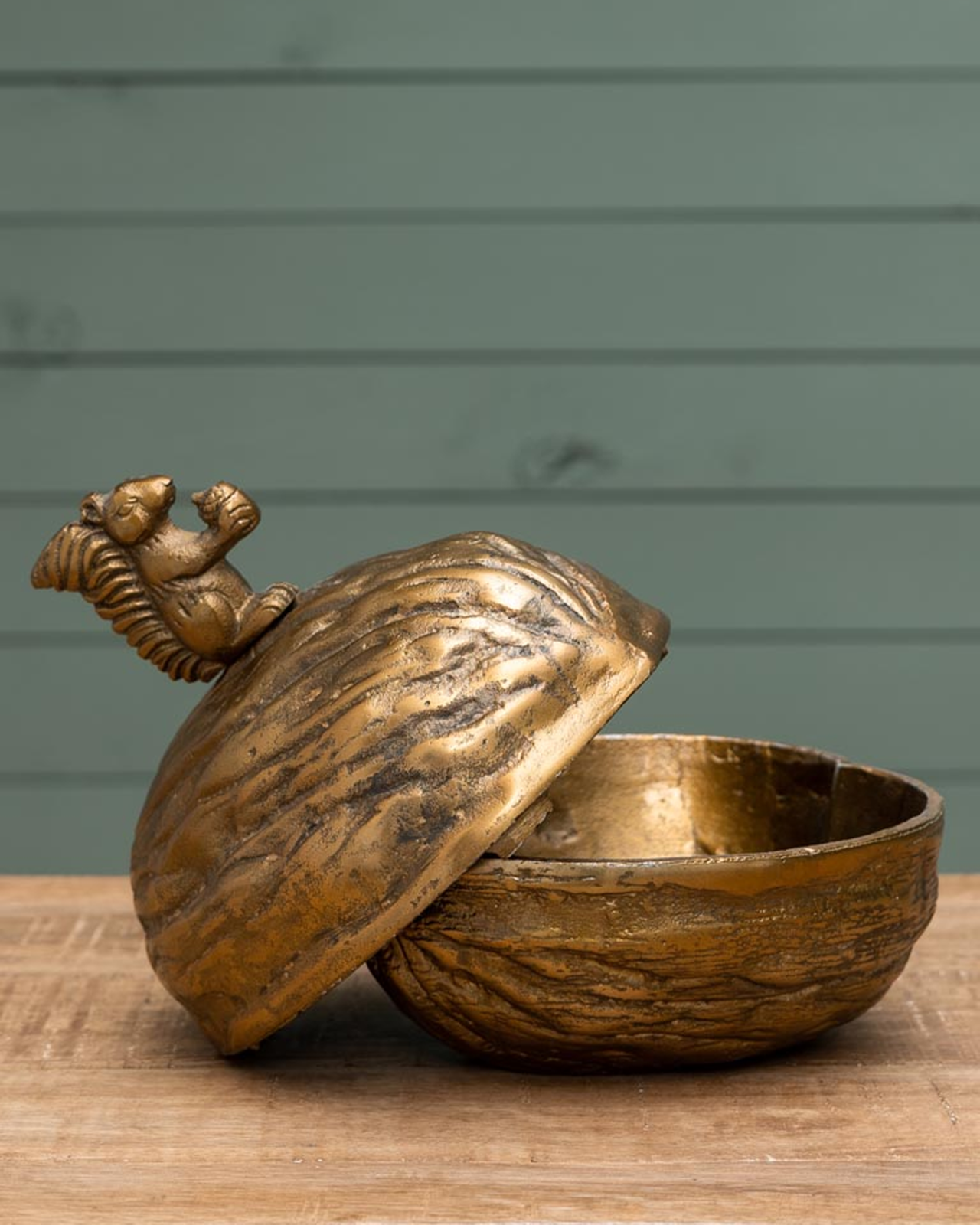Preston squirrel nut box