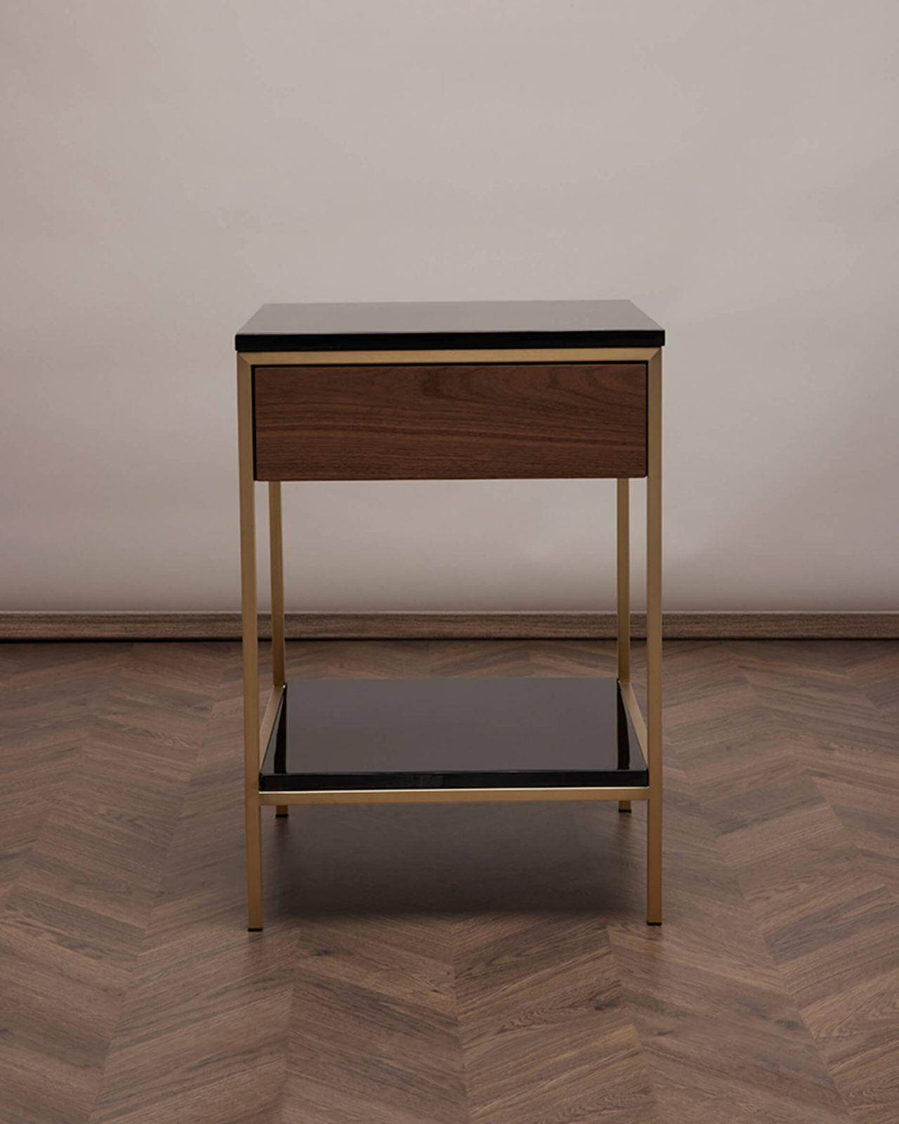 Erin sidobord mässing/valnöt