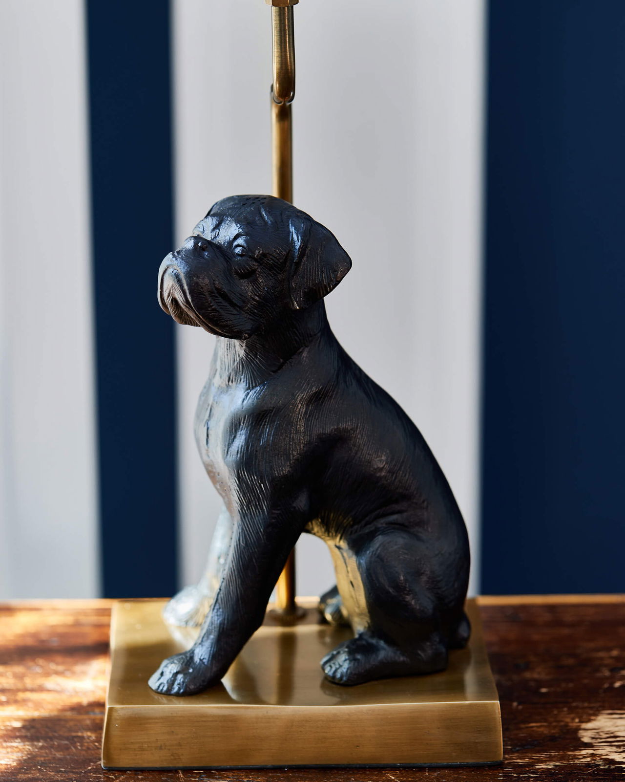 Hund bordlampe sort/guld