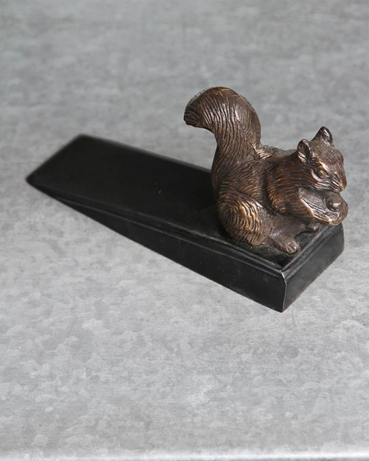 Squirrel Door Stopper Bronze