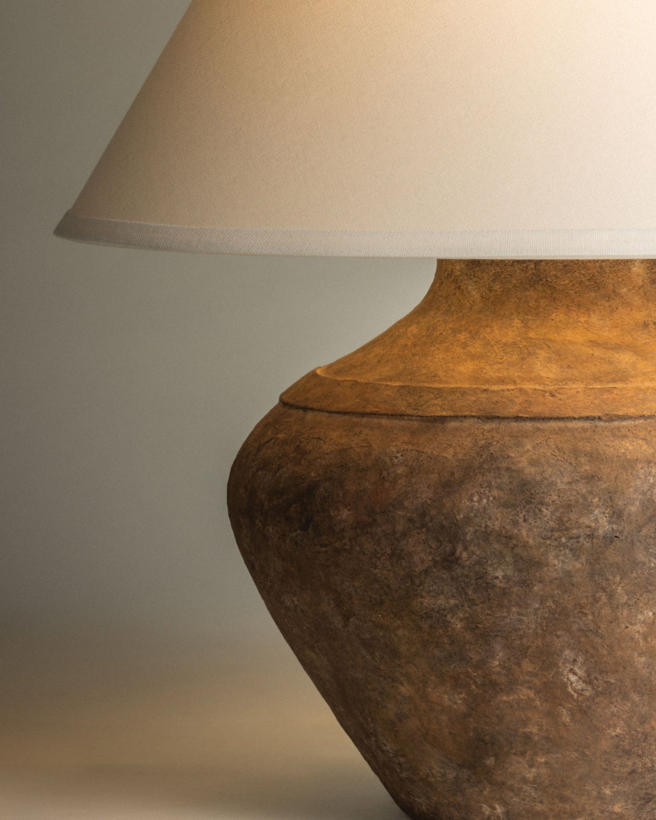 Calabria table lamp rustco